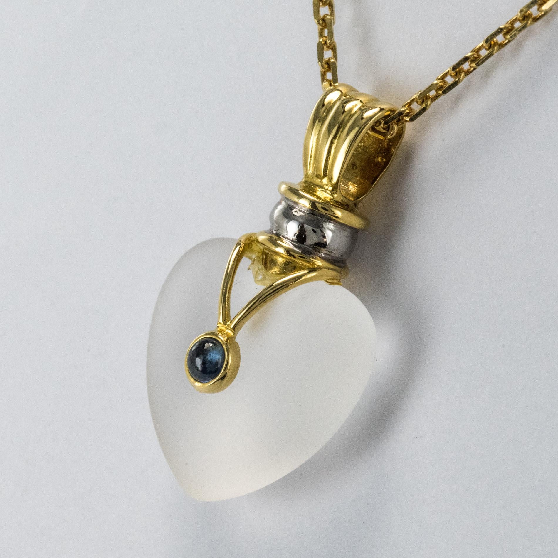 Modern Crystal Yellow Gold Heart Shape Pendant and Chain 4