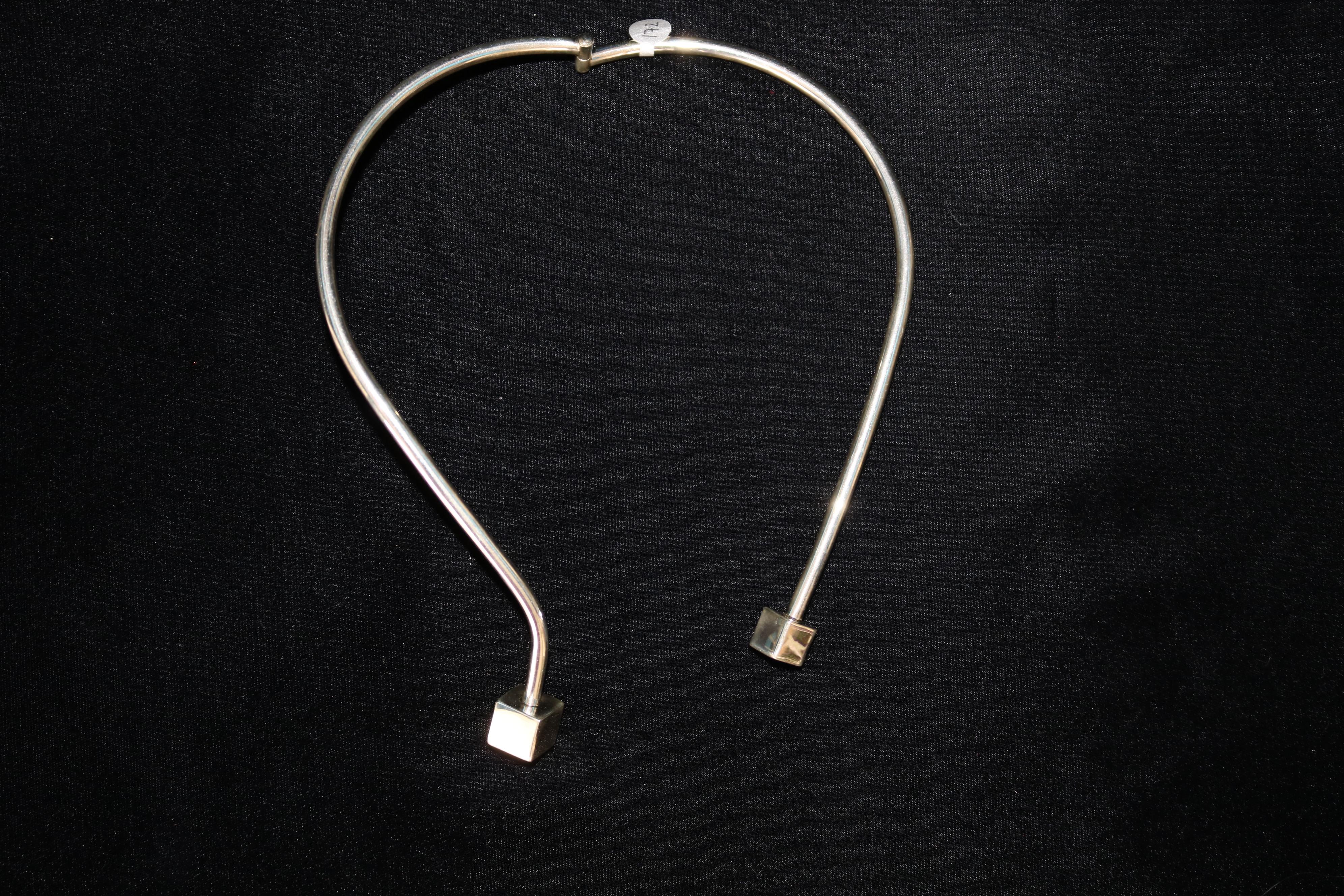 Modern Cube 925 Silver Necklace In New Condition For Sale In Miami, FL