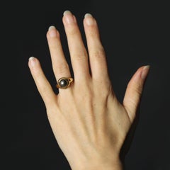 Modern Cultured Gray Pearl 18 Karat Yellow Gold Ring