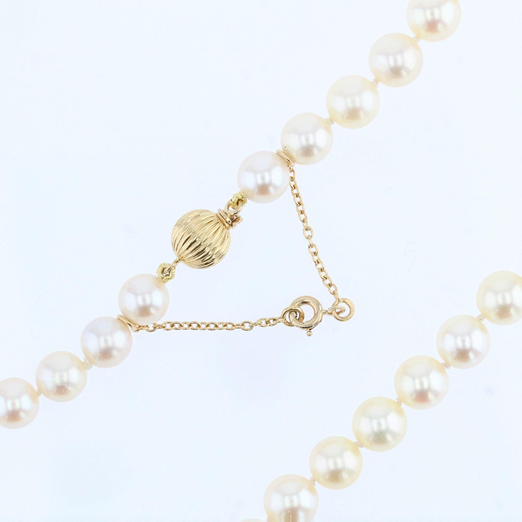 Collier à fermoir moderne en or jaune 18 carats avec perles de culture en vente 4