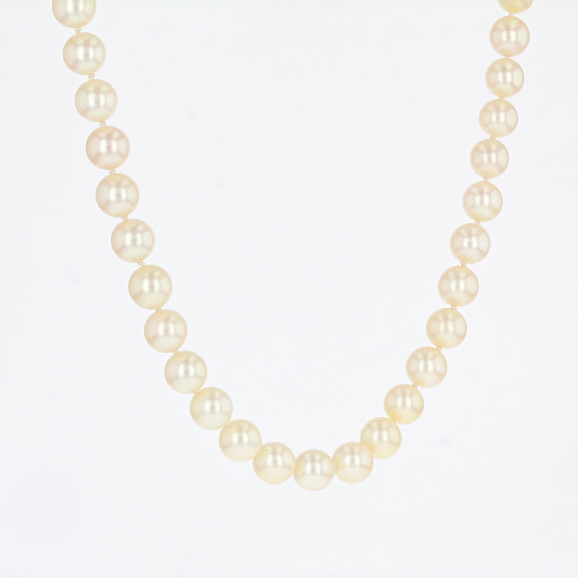 Collier à fermoir moderne en or jaune 18 carats avec perles de culture Pour femmes en vente