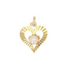 Modern Cultured Pearl 18 Karat Yellow Gold Heart Shape Pendant