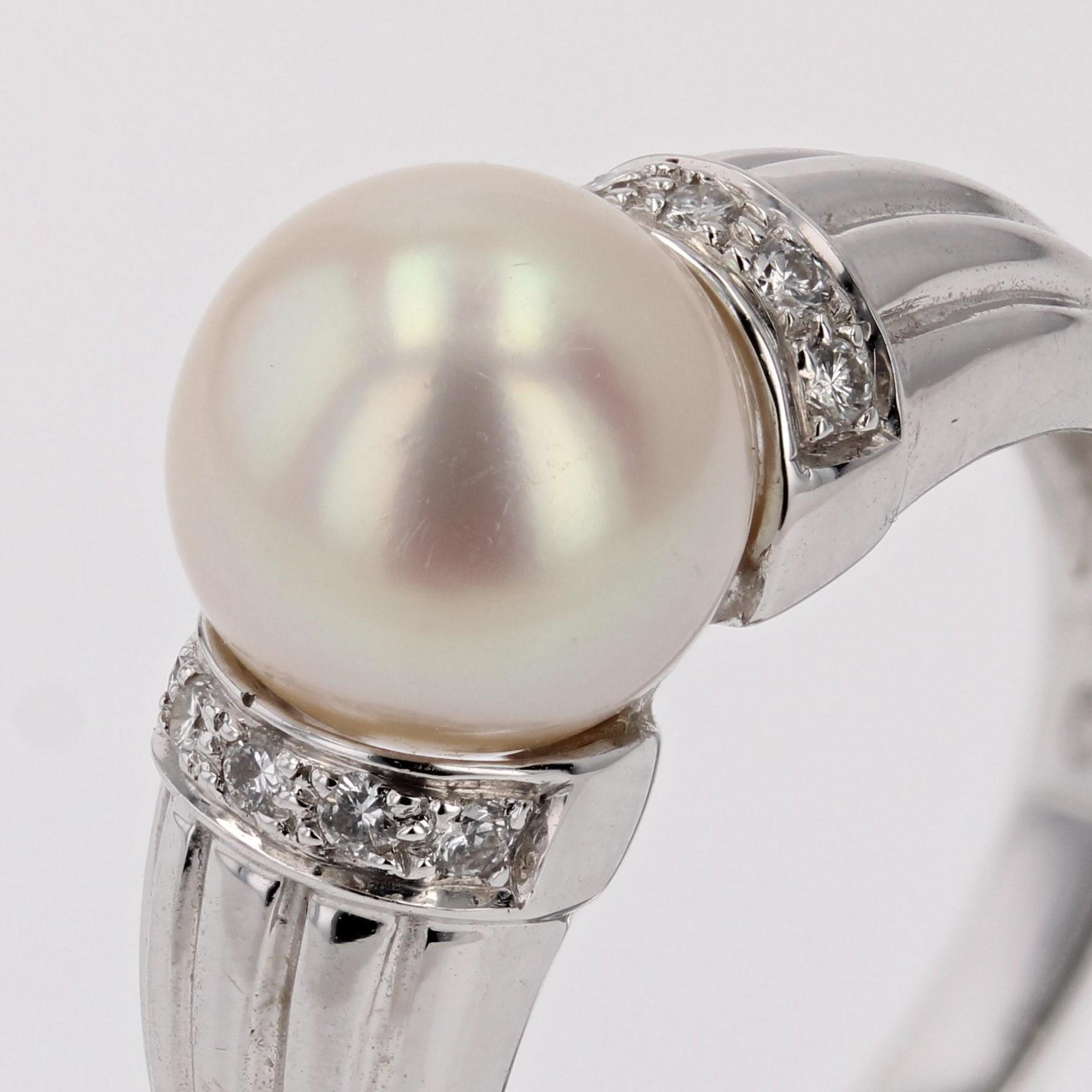 Anello moderno con perle coltivate e diamanti in oro bianco 18 carati in vendita 3