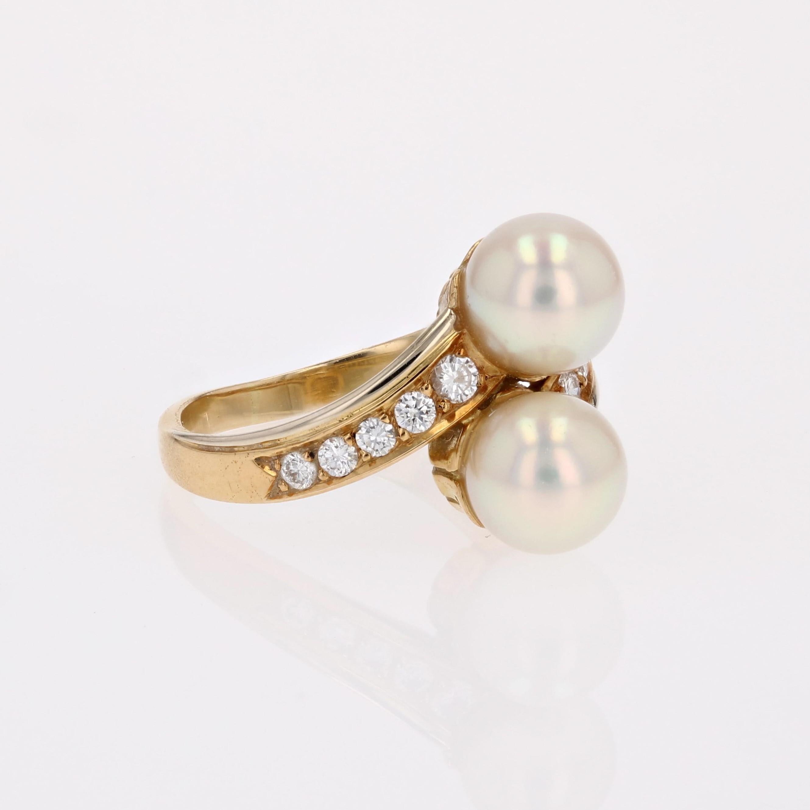 Modern Cultured Pearls Diamonds 18 Karat Yellow Gold You and Me Ring For Sale 6