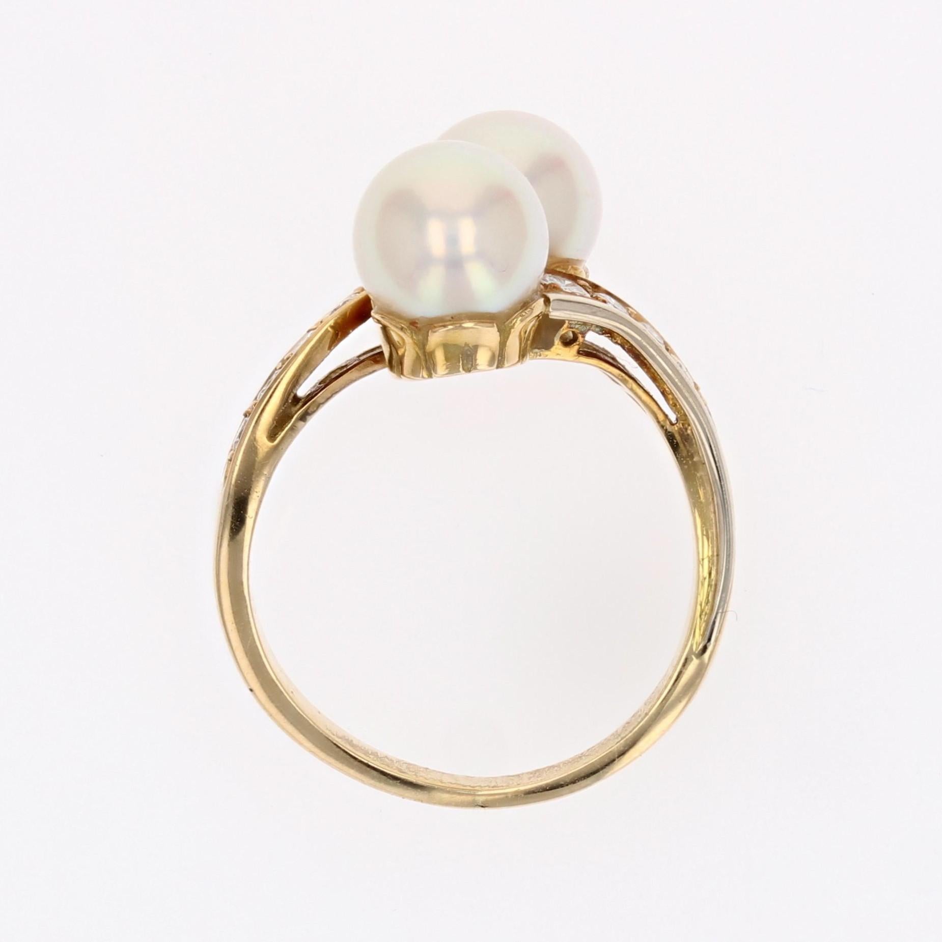 Modern Cultured Pearls Diamonds 18 Karat Yellow Gold You and Me Ring For Sale 9