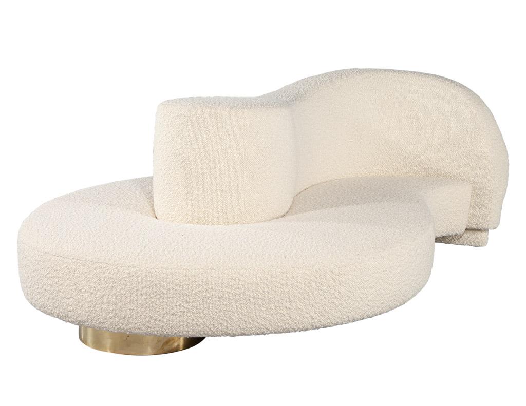Modern Curved Italian Boudoir Cloud Sofa For Sale 9