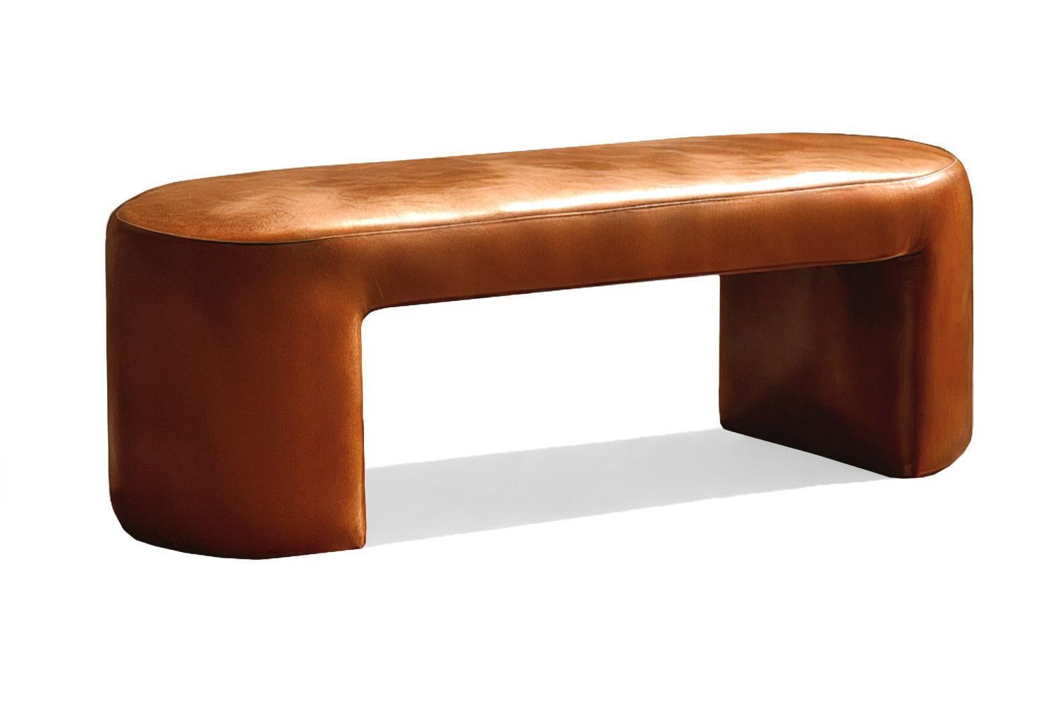 The Deleite Bench embodies pleasure in its purest form—a moment of total presence, where everything else dissolves into stillness and sensation. With its curved edges and bold, grounded stance, Deleite invites the body to pause and the mind to