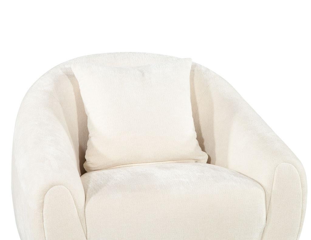 Contemporary Modern Curved Linen Swivel Chair by Ellen Degeneres Wicma Chair For Sale