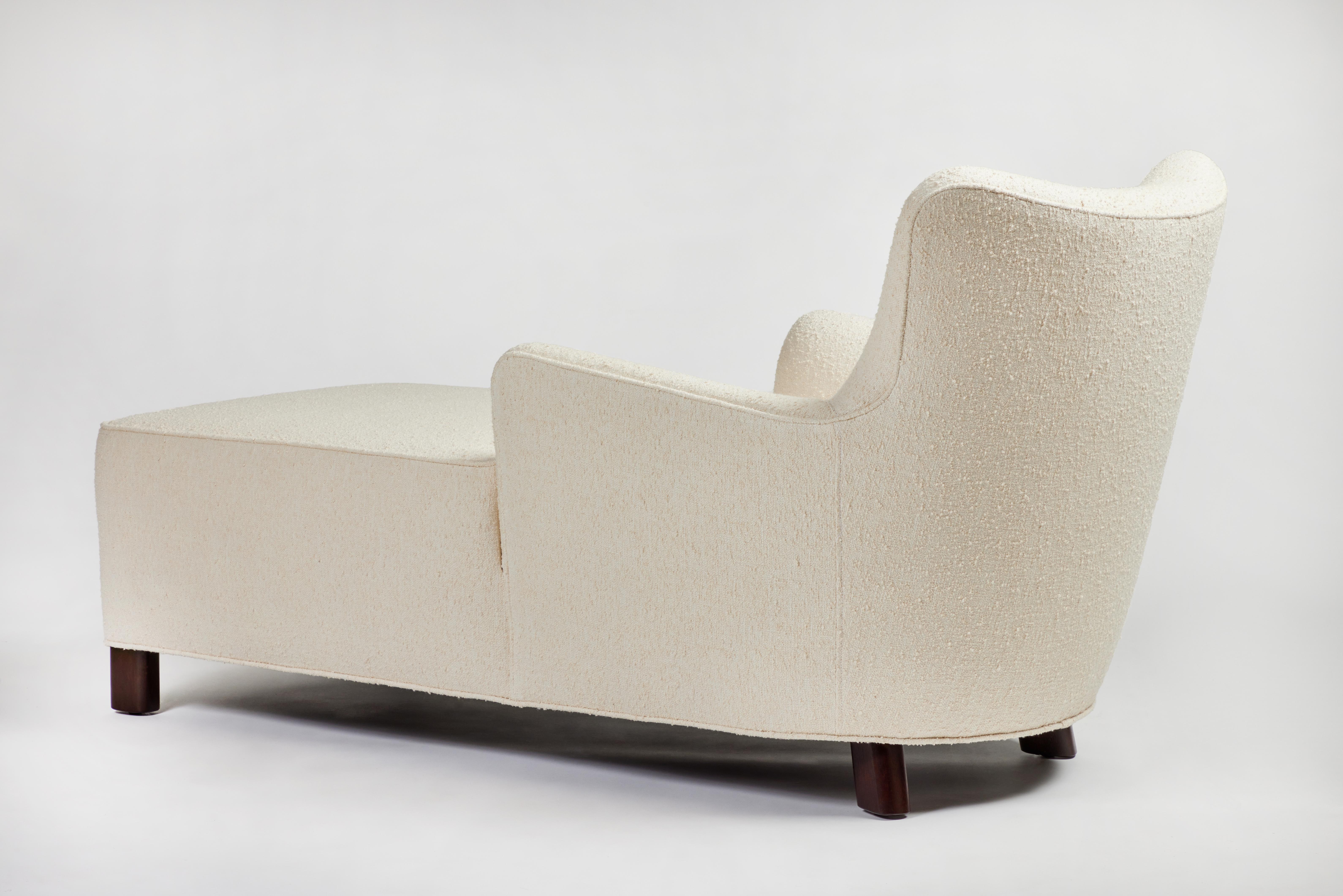 modern curved chaise lounge
