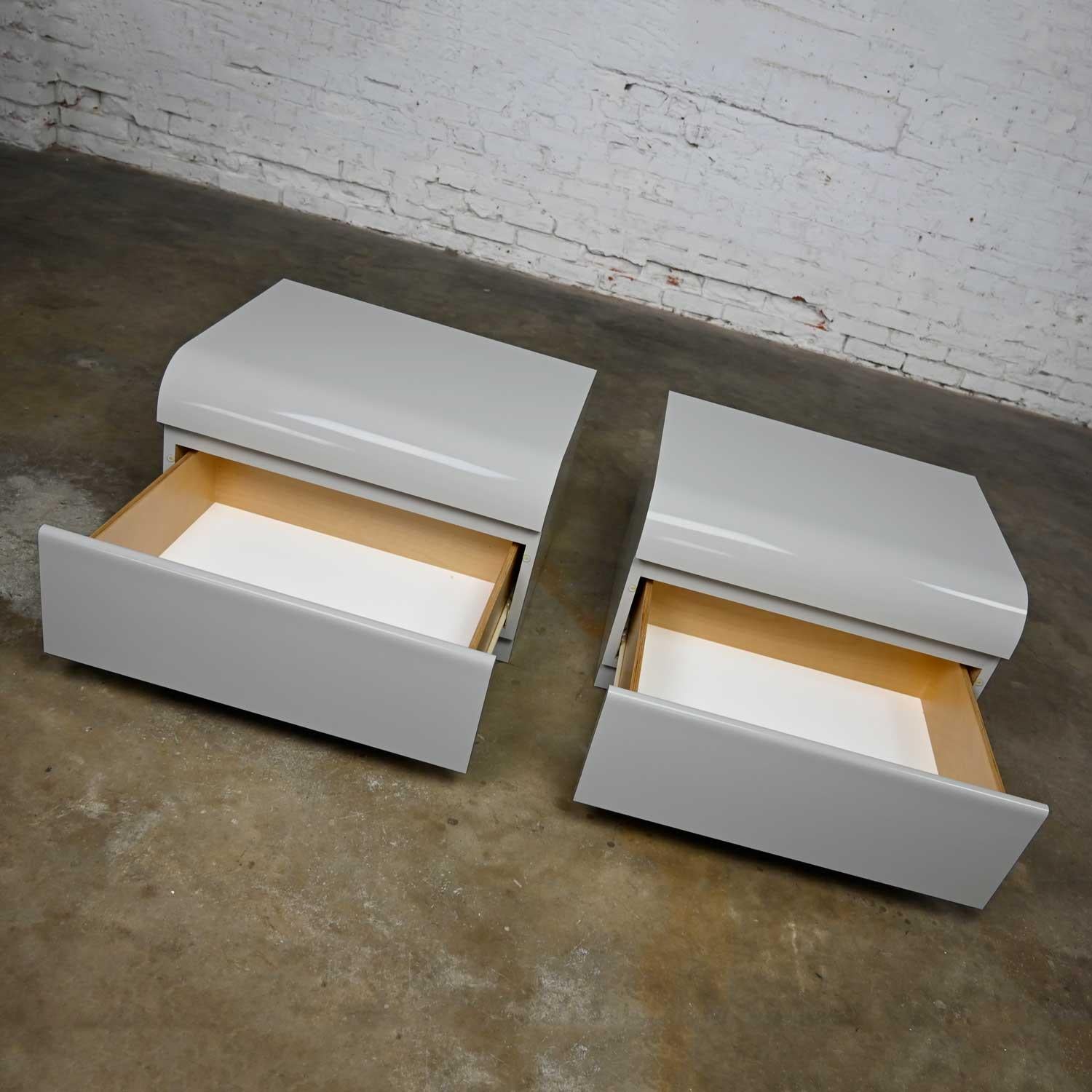 20th Century Modern Custom Built Light Gray Laminate Pair of Nightstands or End Table Cabinet