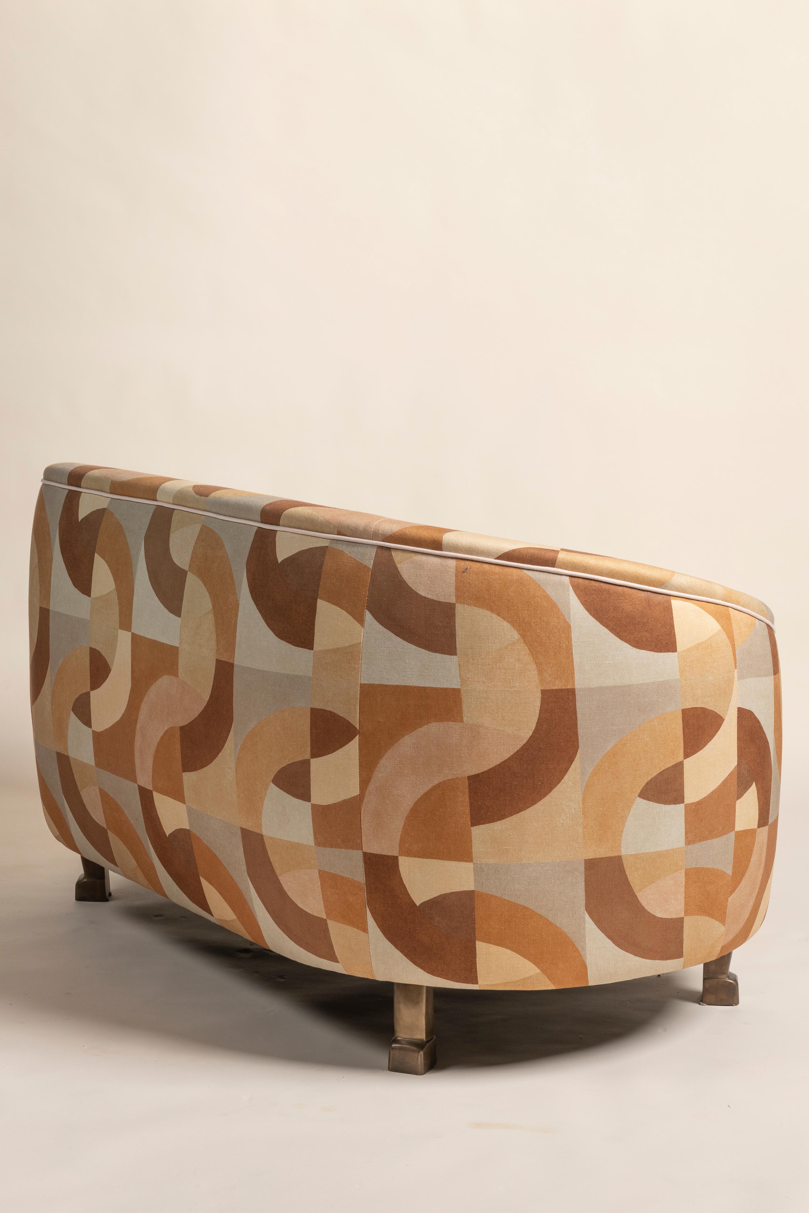 North American Modern Custom Settee in Linen, Poplar and Cast Bronze, USA 2020 For Sale