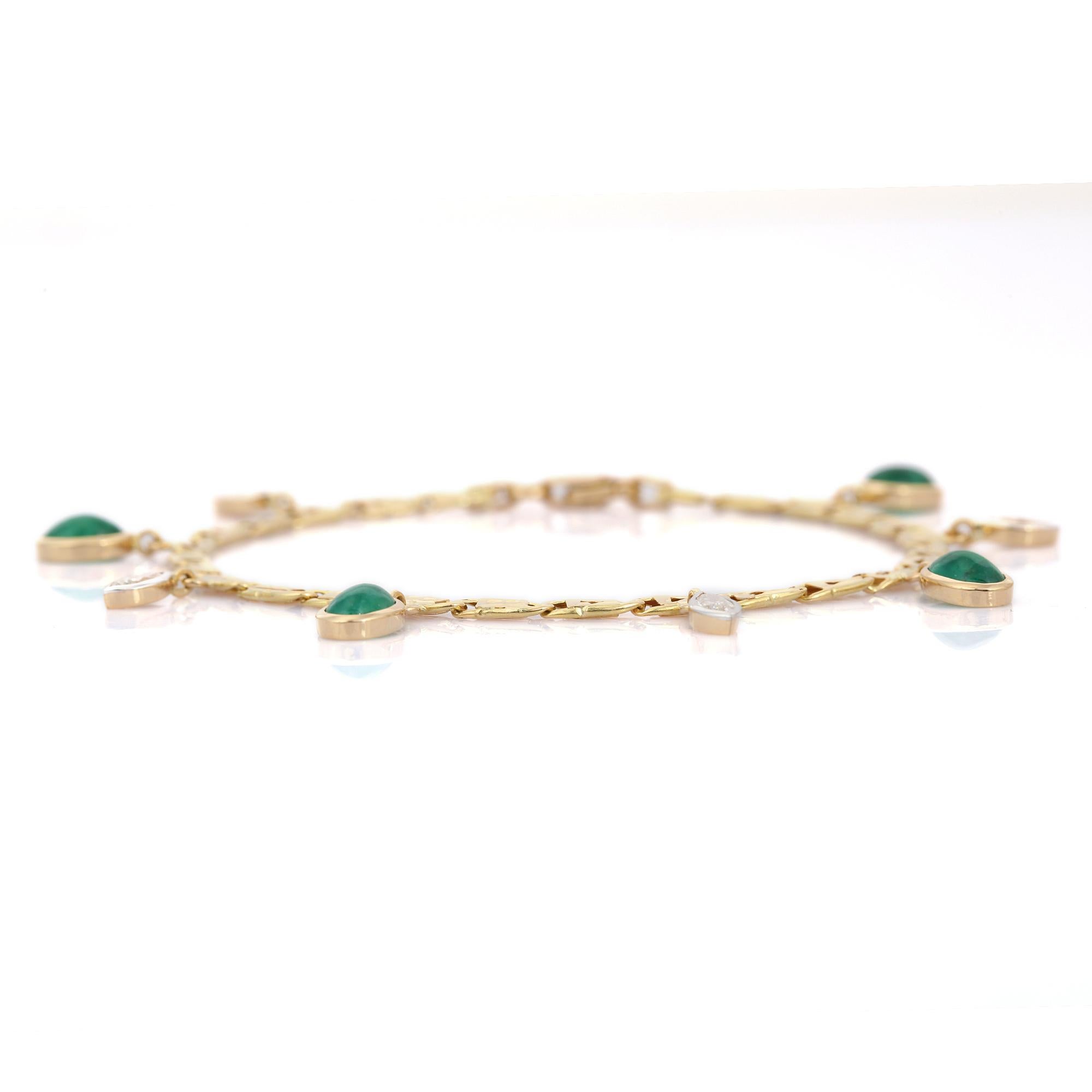 Modern Dangling Emerald Diamond Charm Chain Bracelet in 18K Yellow Gold In New Condition For Sale In Houston, TX