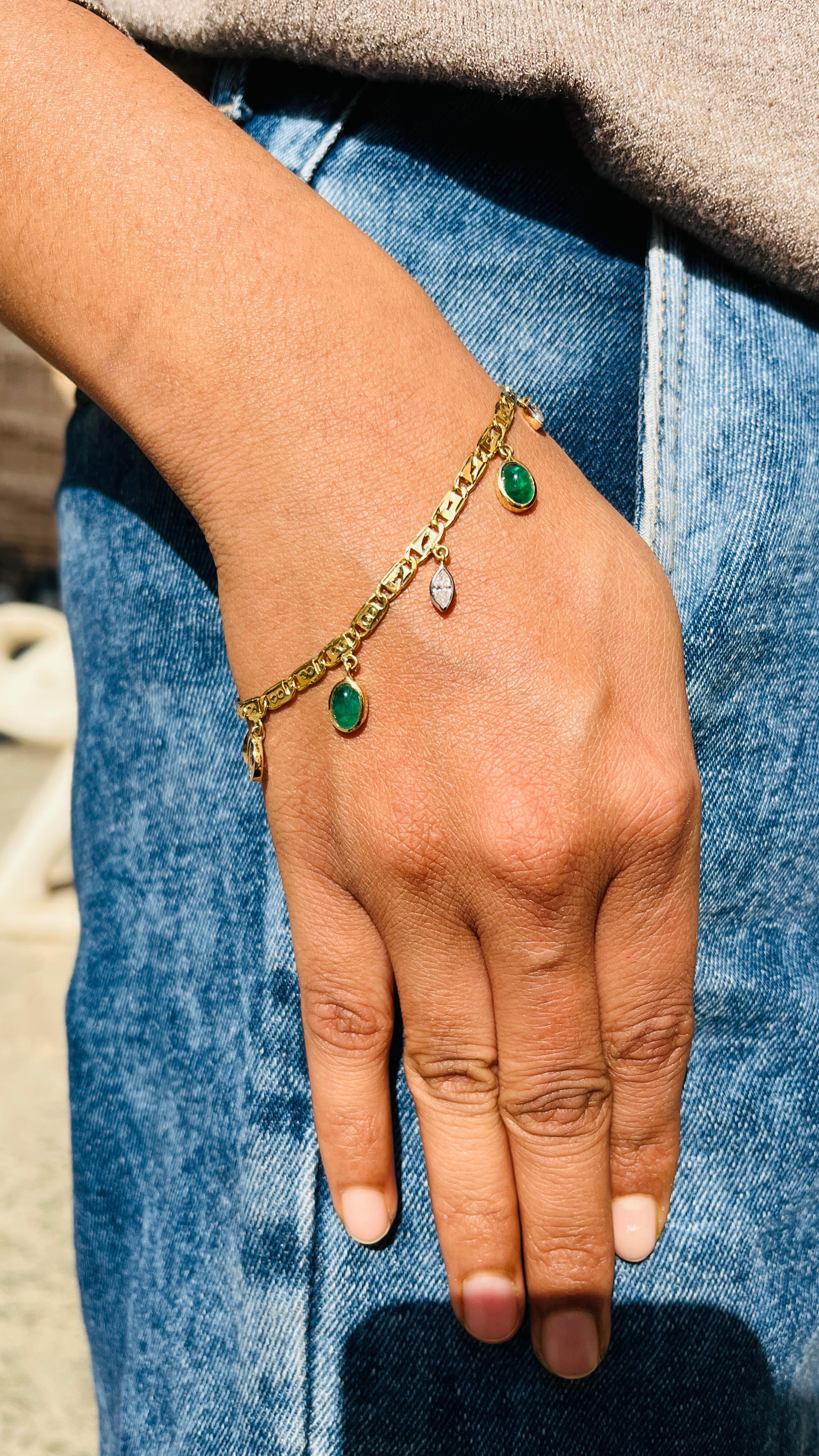 Oval Cut Modern Dangling Emerald Diamond Charm Chain Bracelet in 18K Yellow Gold For Sale