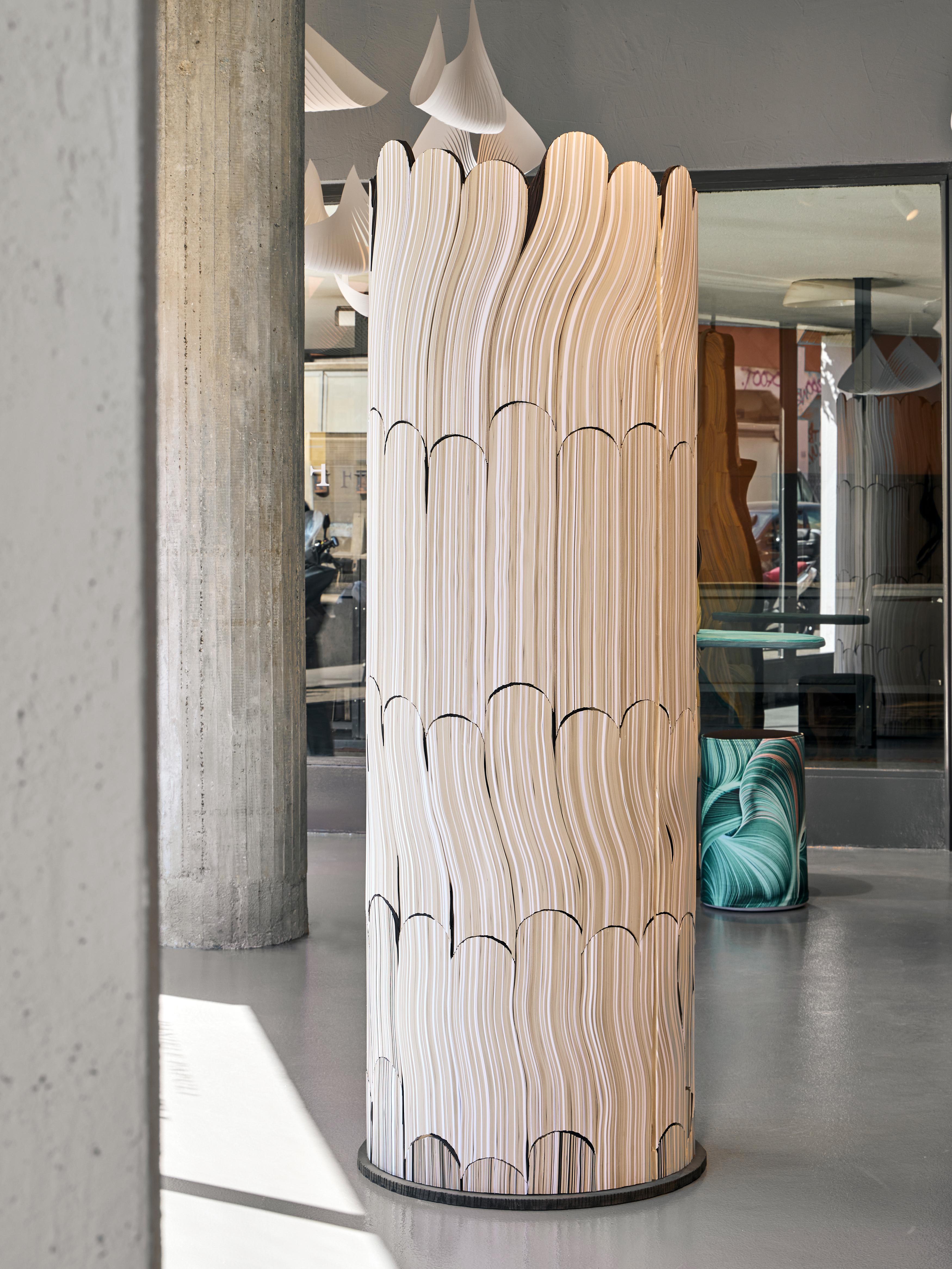Italian Modern Daniele Papuli Dilmos Round Vertical Cabinet Bar Handmade Glass Shelves For Sale