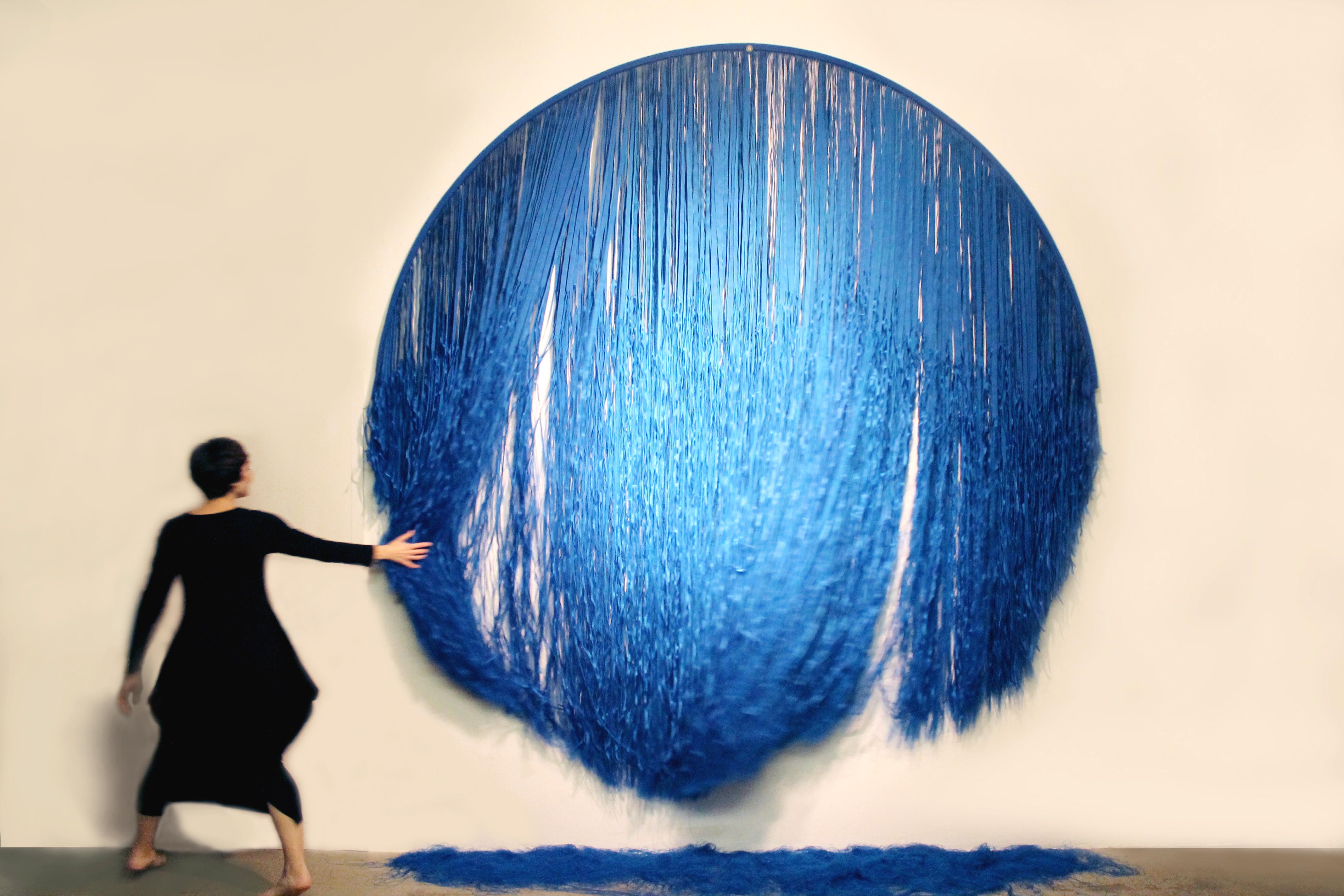 Fait main Daniele Papuli pour Dilmos, ruban de tapisserie circulaire en fibre de polyester moderne en vente