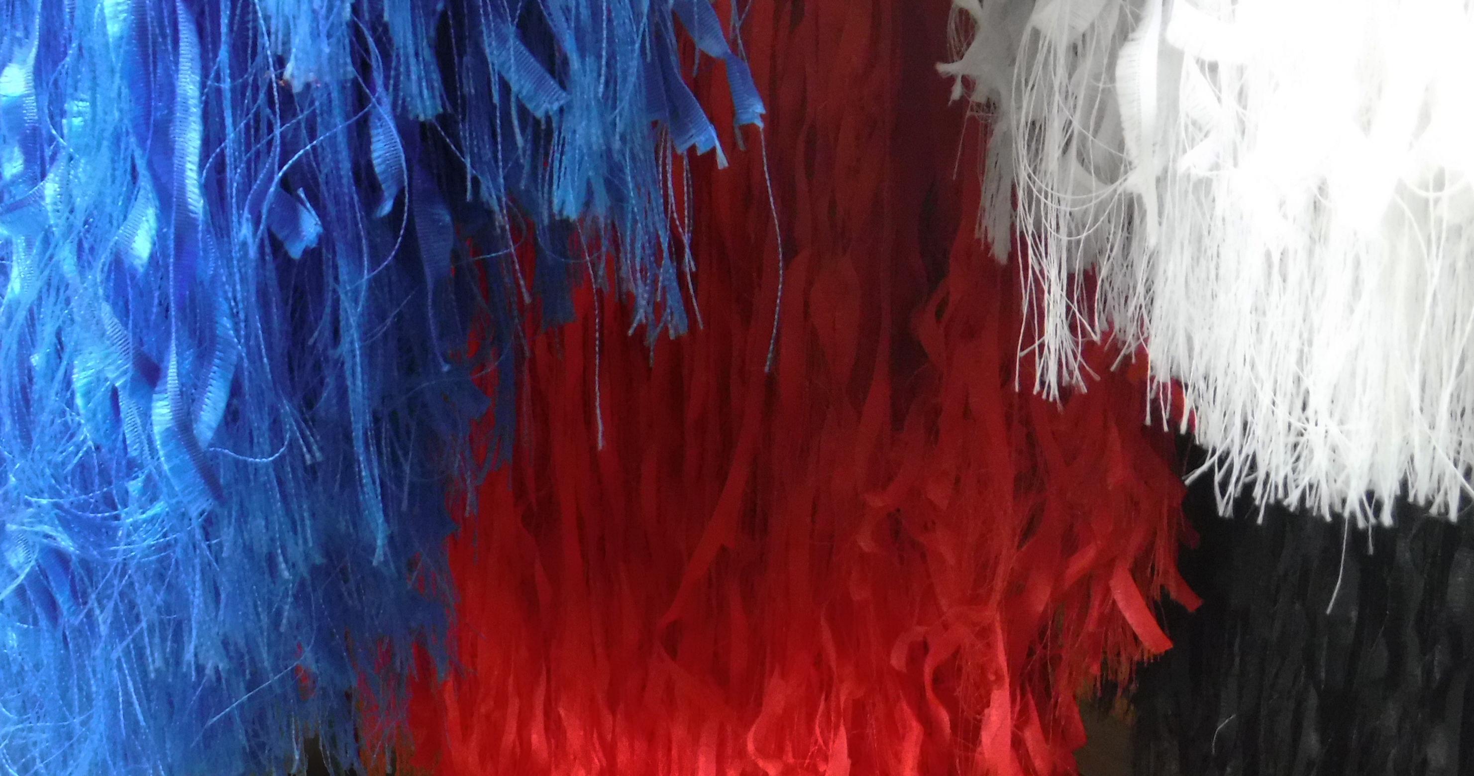 Polyester Daniele Papuli pour Dilmos, ruban de tapisserie circulaire en fibre de polyester moderne en vente