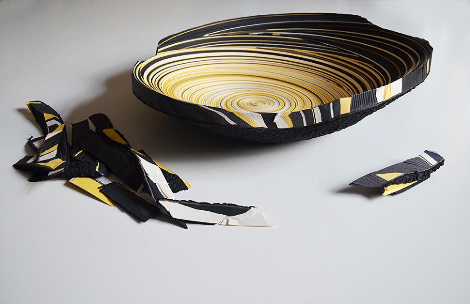 Italian Modern Daniele Papuli for Dilmos Round Plate Bowl Hand-Cut Paper Yellow Black  For Sale