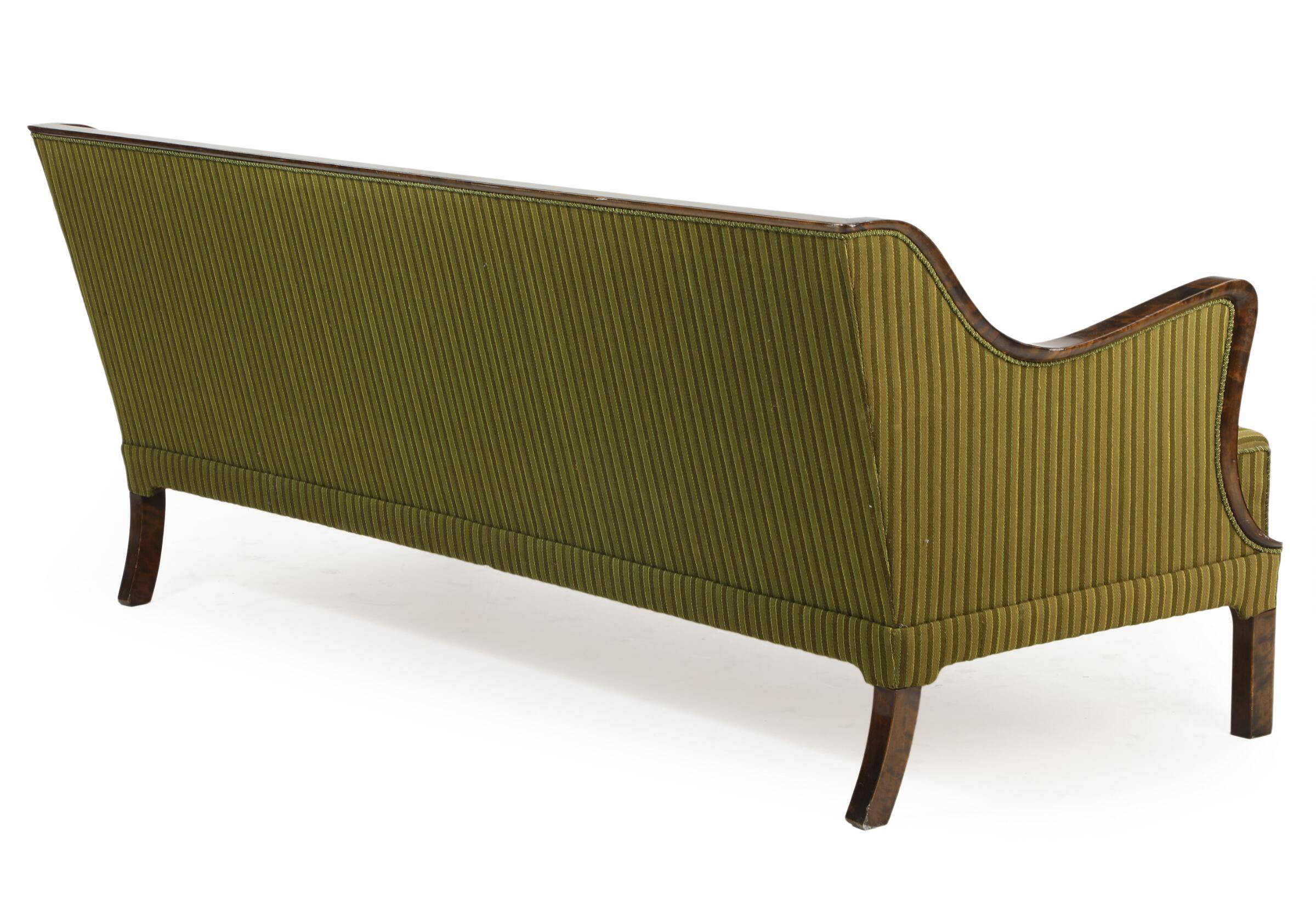 Modern Danish 1950s Sofa with Stained Birch Frame by Frits Henningsen In Good Condition For Sale In Bridgeport, CT