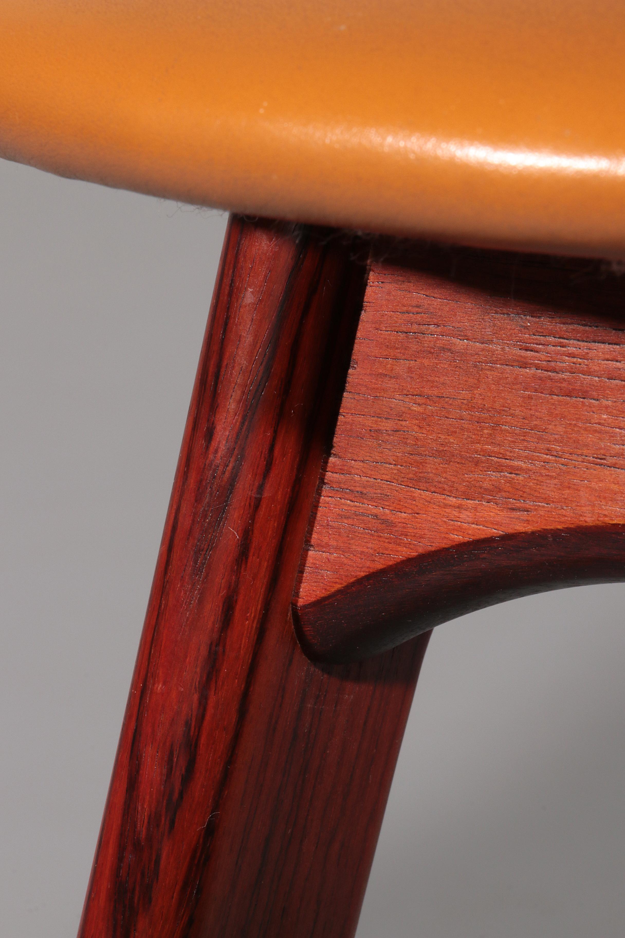 Modern Danish Leather and wood Model OD-61 Bar Stool by Erik Buch for Oddense For Sale 6