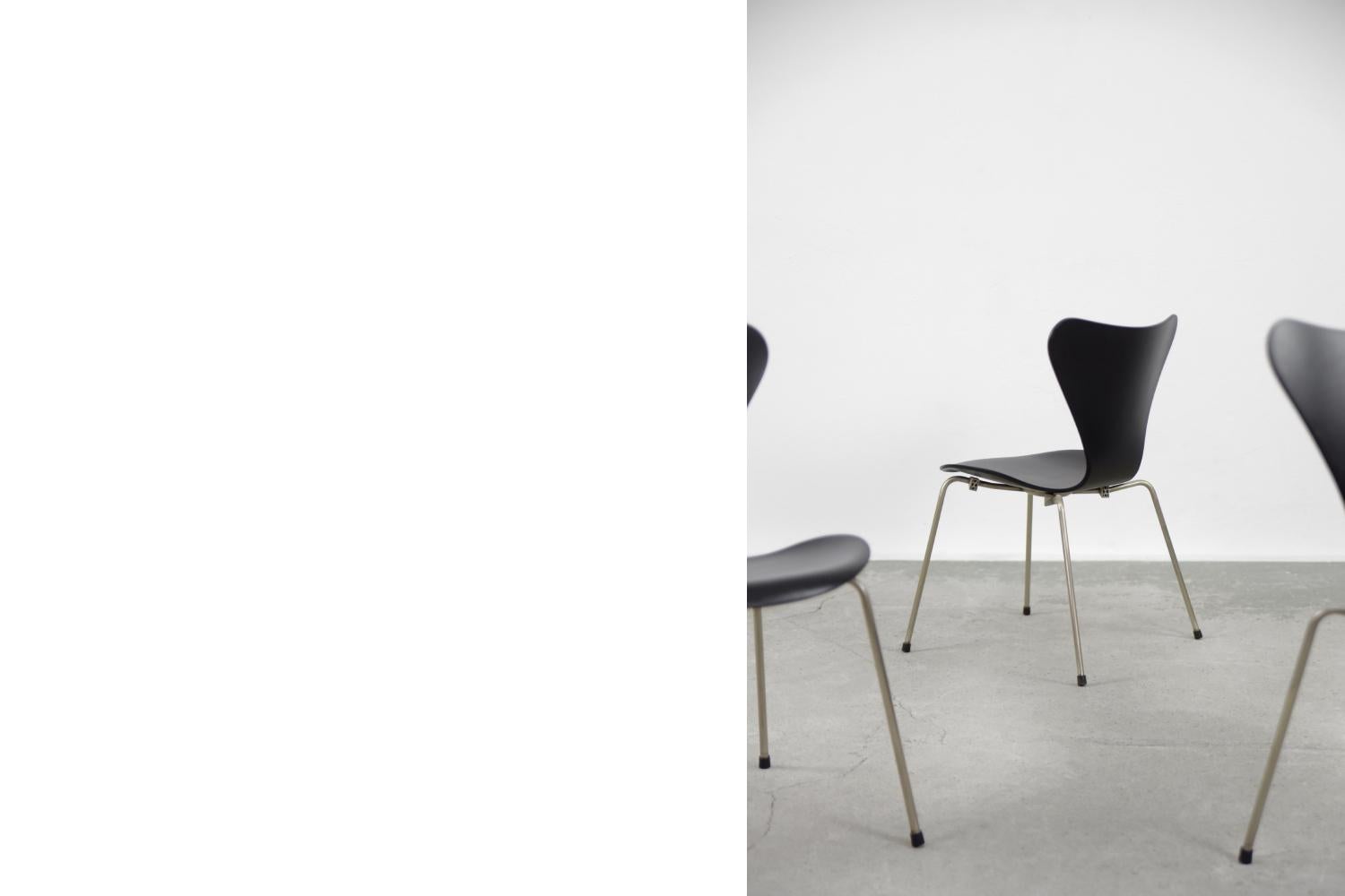 Modern Danish Series 7 Chairs by Arne Jacobsen for Fritz Hansen, 1950s, Set of 4 5