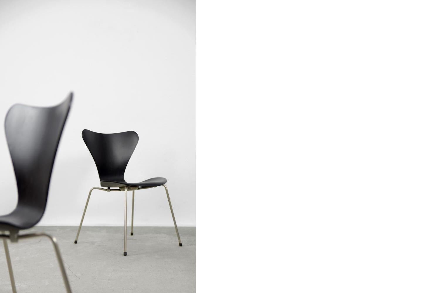 Modern Danish Series 7 Chairs by Arne Jacobsen for Fritz Hansen, 1950s, Set of 4 8
