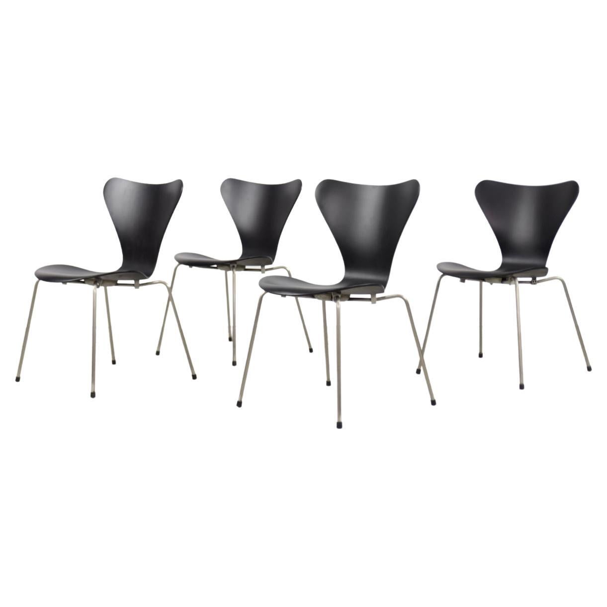 Modern Danish Series 7 Chairs by Arne Jacobsen for Fritz Hansen, 1950s, Set of 4
