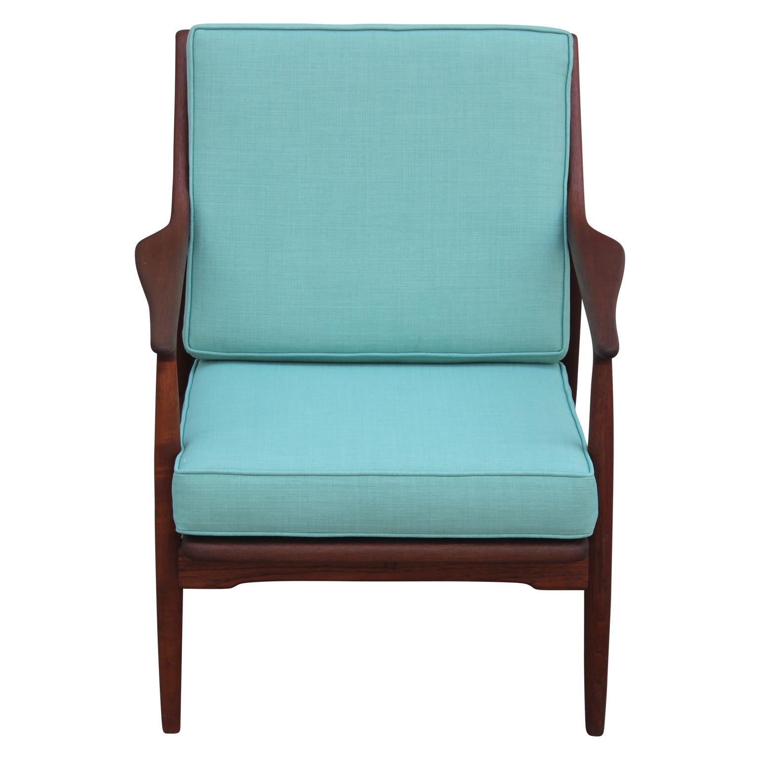turquoise lounge chair