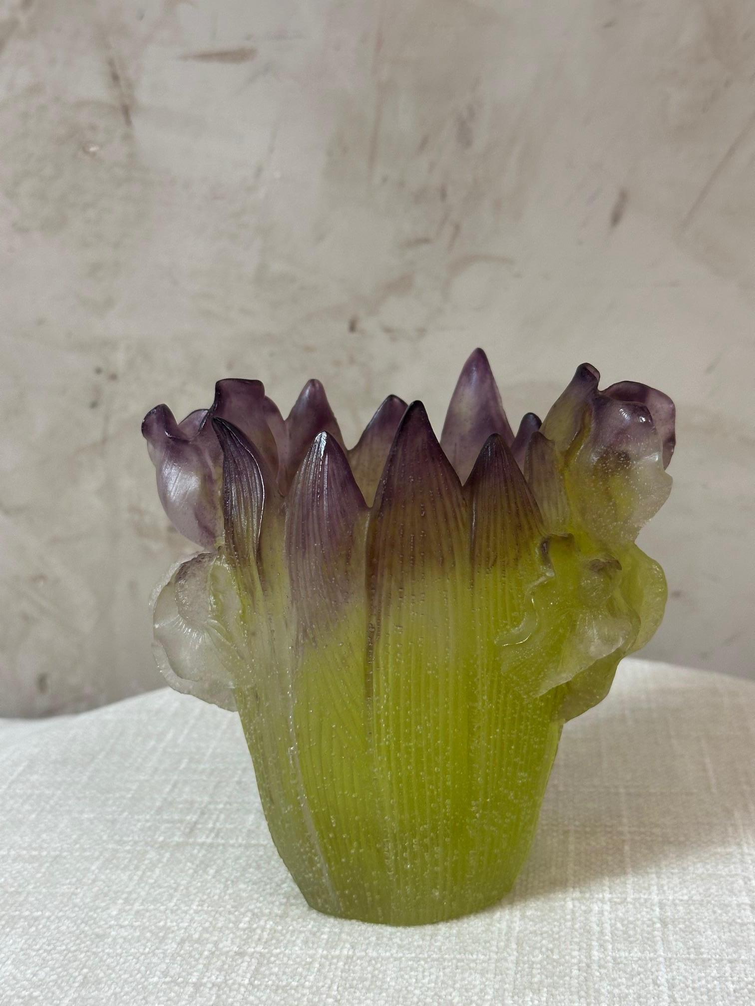XXI secolo e contemporaneo Ciotola moderna Daum France con Iris e Foglie in Pate de verre in vendita