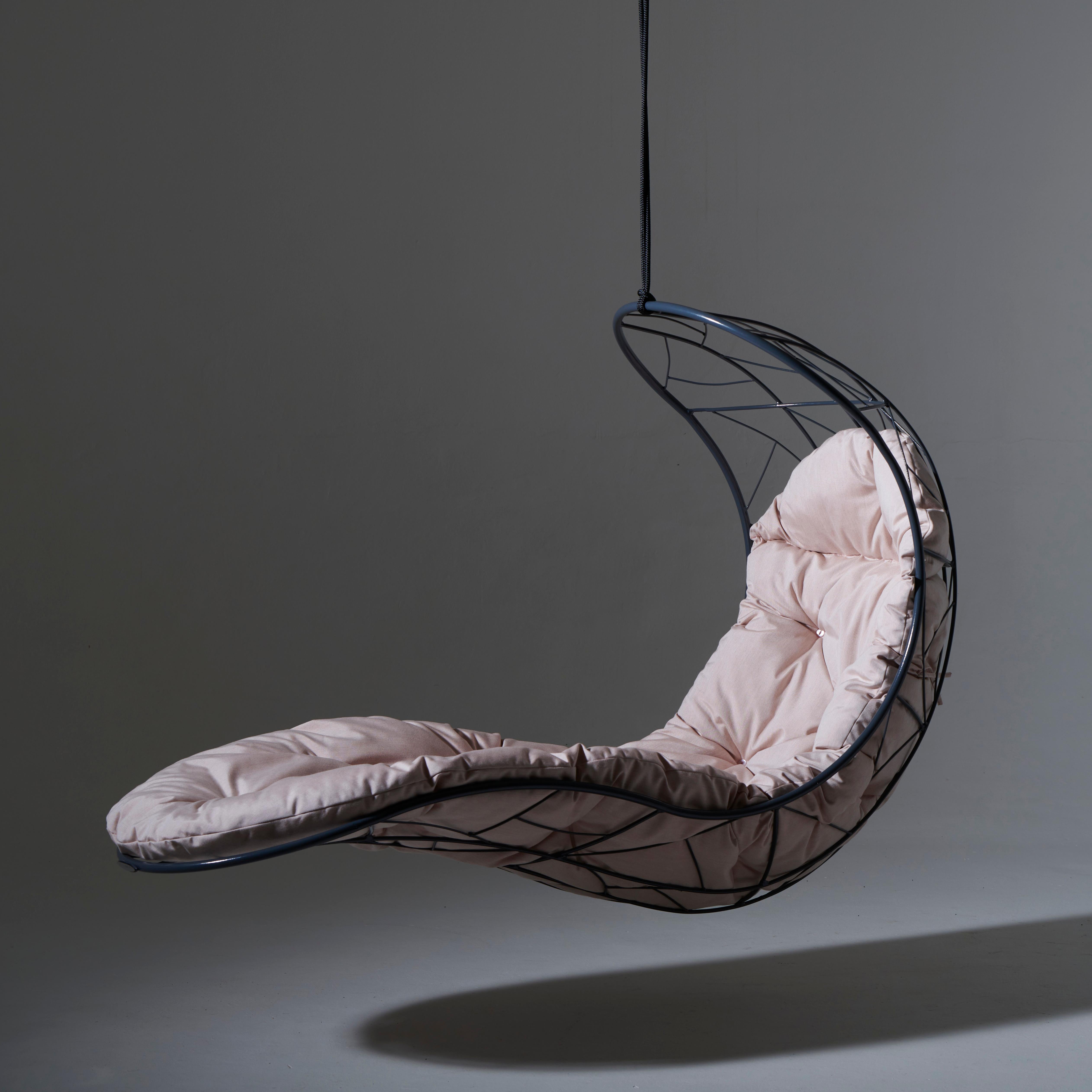 Modern Daybed Lounger Hanging Swing Garden Patio Sofa Chair (Stahl) im Angebot