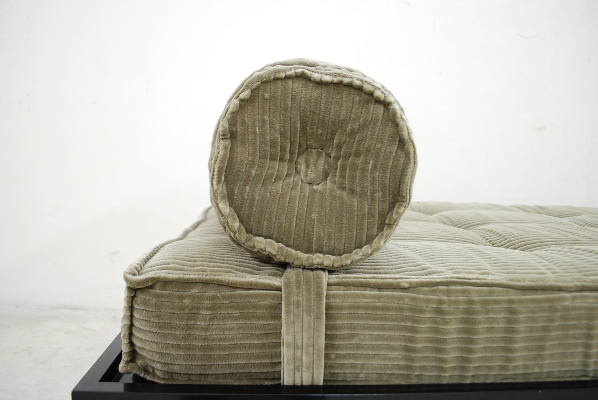 Modernes Tagesbett Sofa von Burburry Prorsum im Zustand „Gut“ im Angebot in Munich, Bavaria