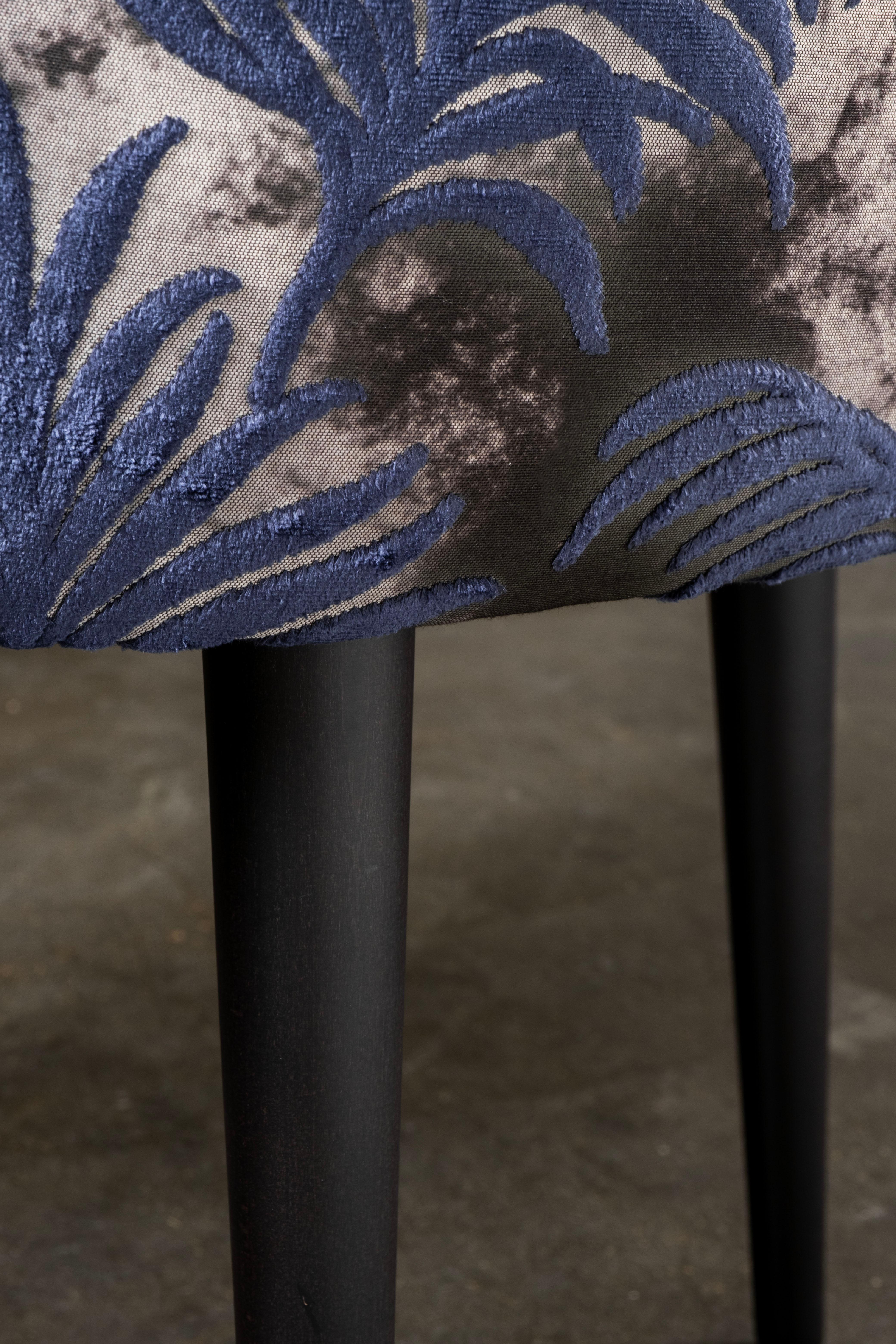 Modern De Castro Dining Chair, Dark Blue, Velvet Handmade Portugal by Greenapple For Sale 3