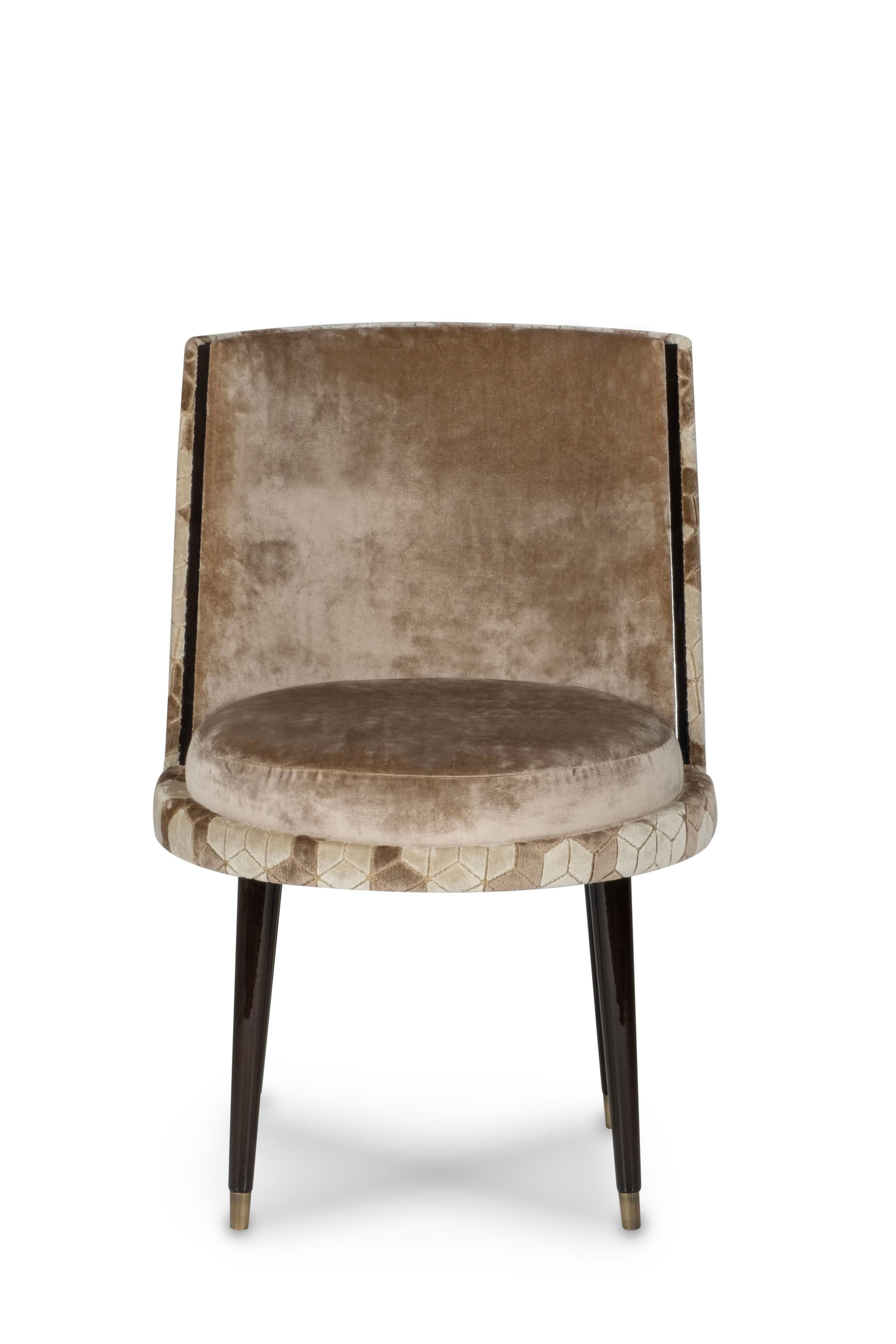 De Castro Chair, Modern Collection, Handcrafted in Portugal - Europe by GF Modern.

The De Castro dining chair is a tribute to one of the most remarkable Portuguese love stories, celebrating the serenity and delicacy of Inês de Castro. Upholstered