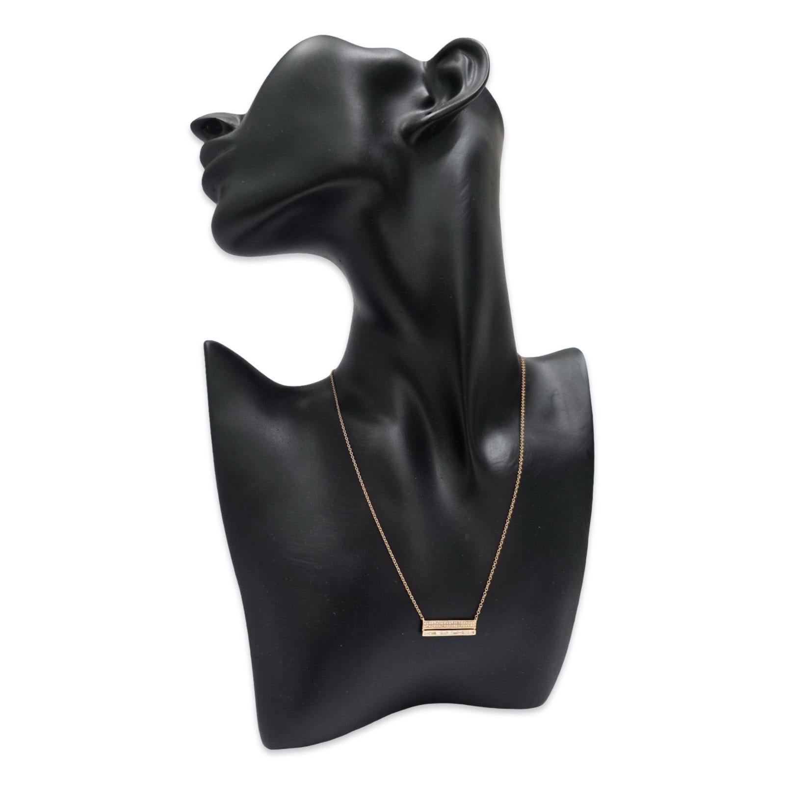 Taglio smeraldo Collana Modern Deco in oro rosa 18 carati con diamanti a barre da 0,66 tcw con tagli rotondi e smeraldo in vendita