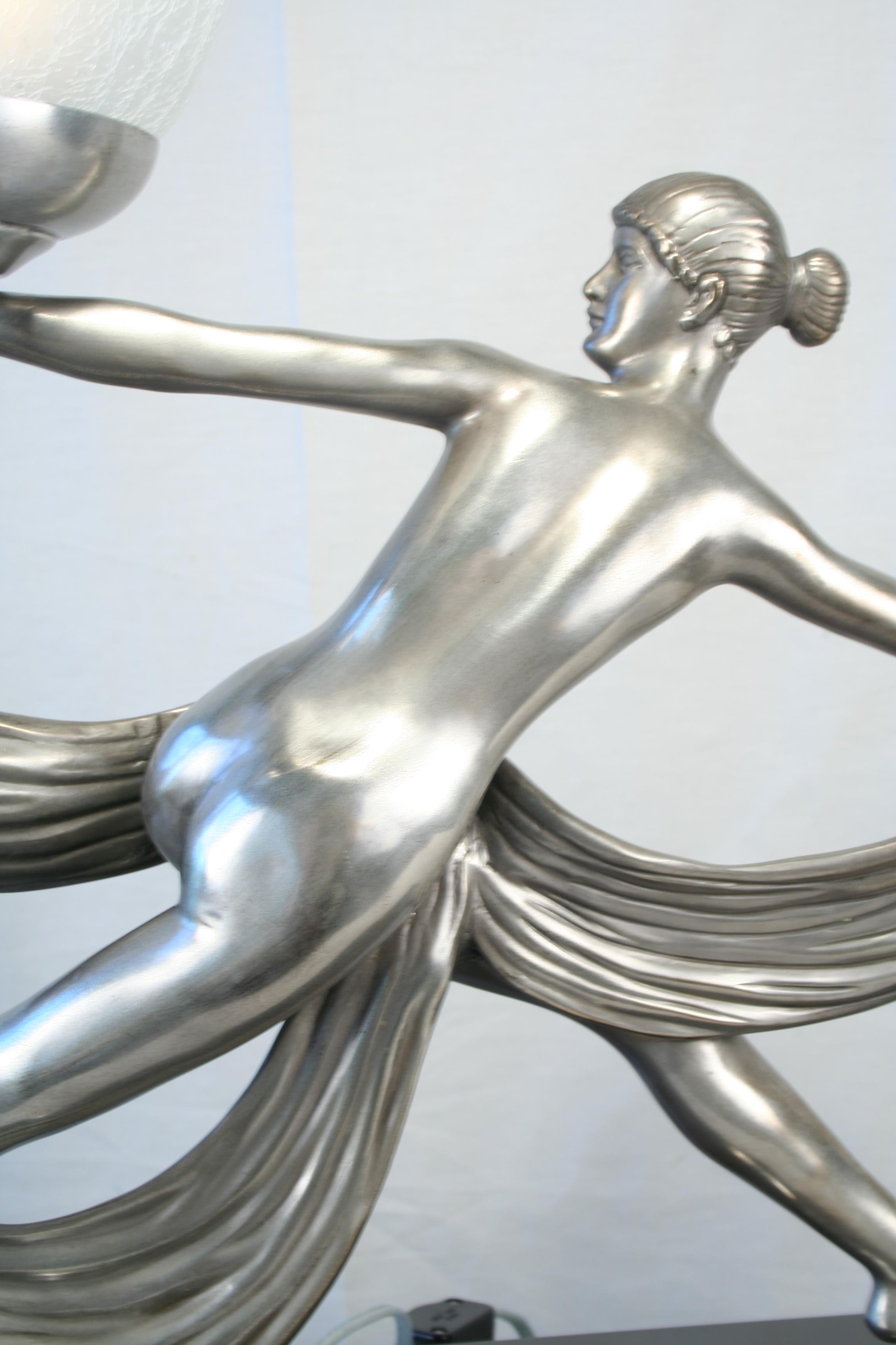 Late 20th Century Modern/deco semi-nude girl Lamp For Sale