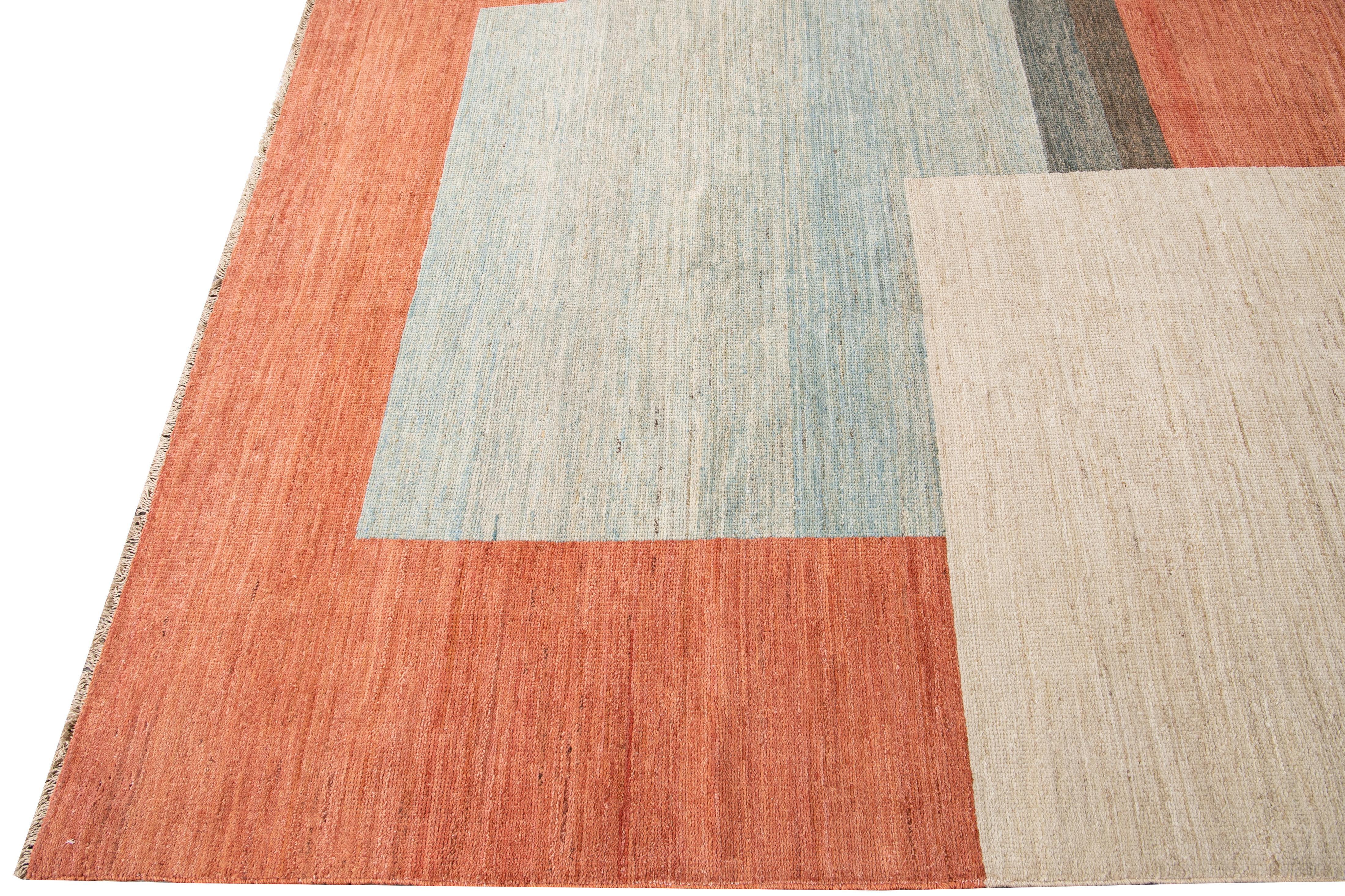 Afghano Tappeto in lana astratto geometrico multicolore fatto a mano in stile Modern Deco in vendita