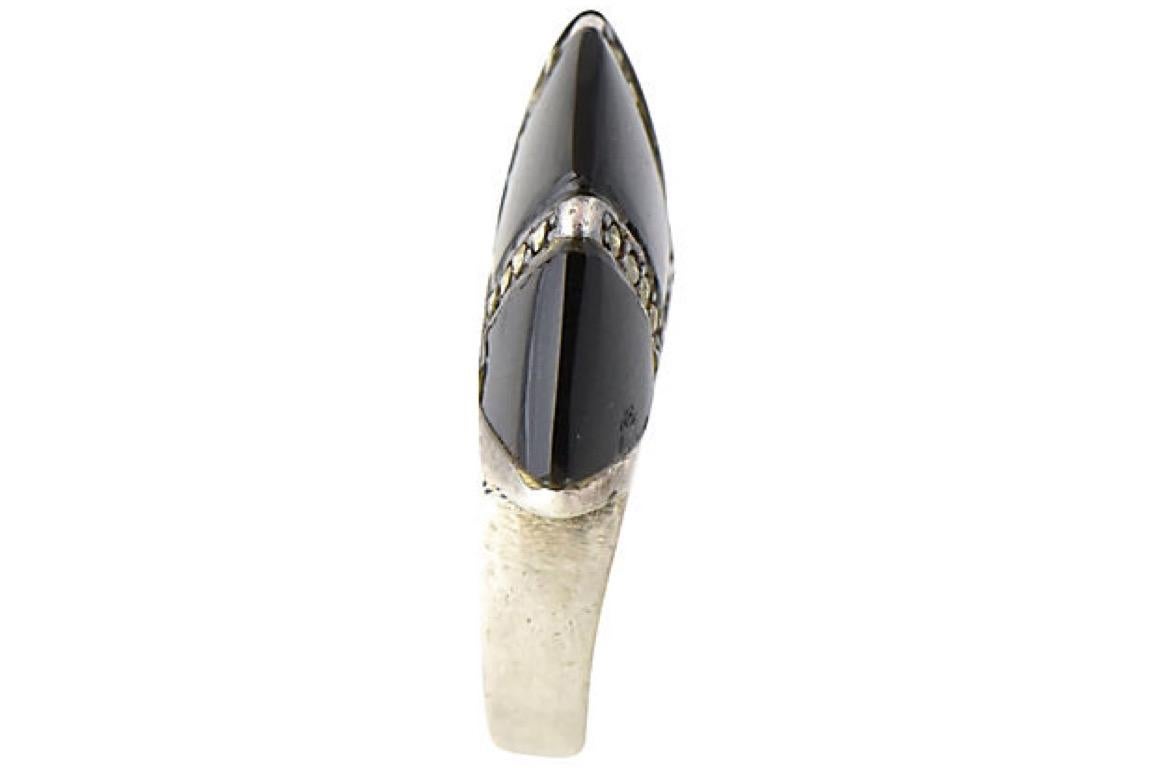 Moderner moderner Deco-Stil Onyx Markasit Sterlingsilber Ring (Art déco) im Angebot