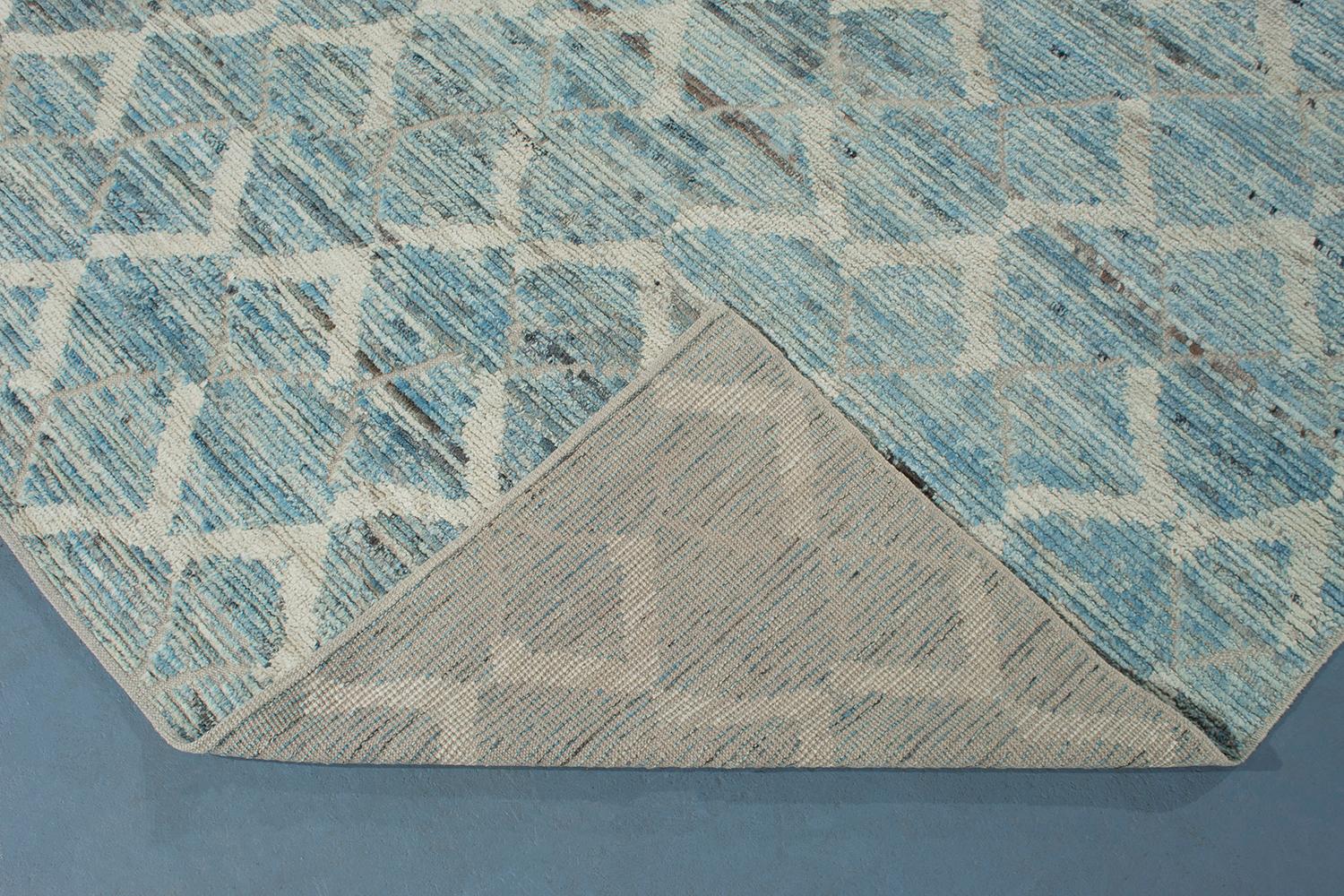 Wool Modern Decorative Blue Rug with an Abstract Design For Sale