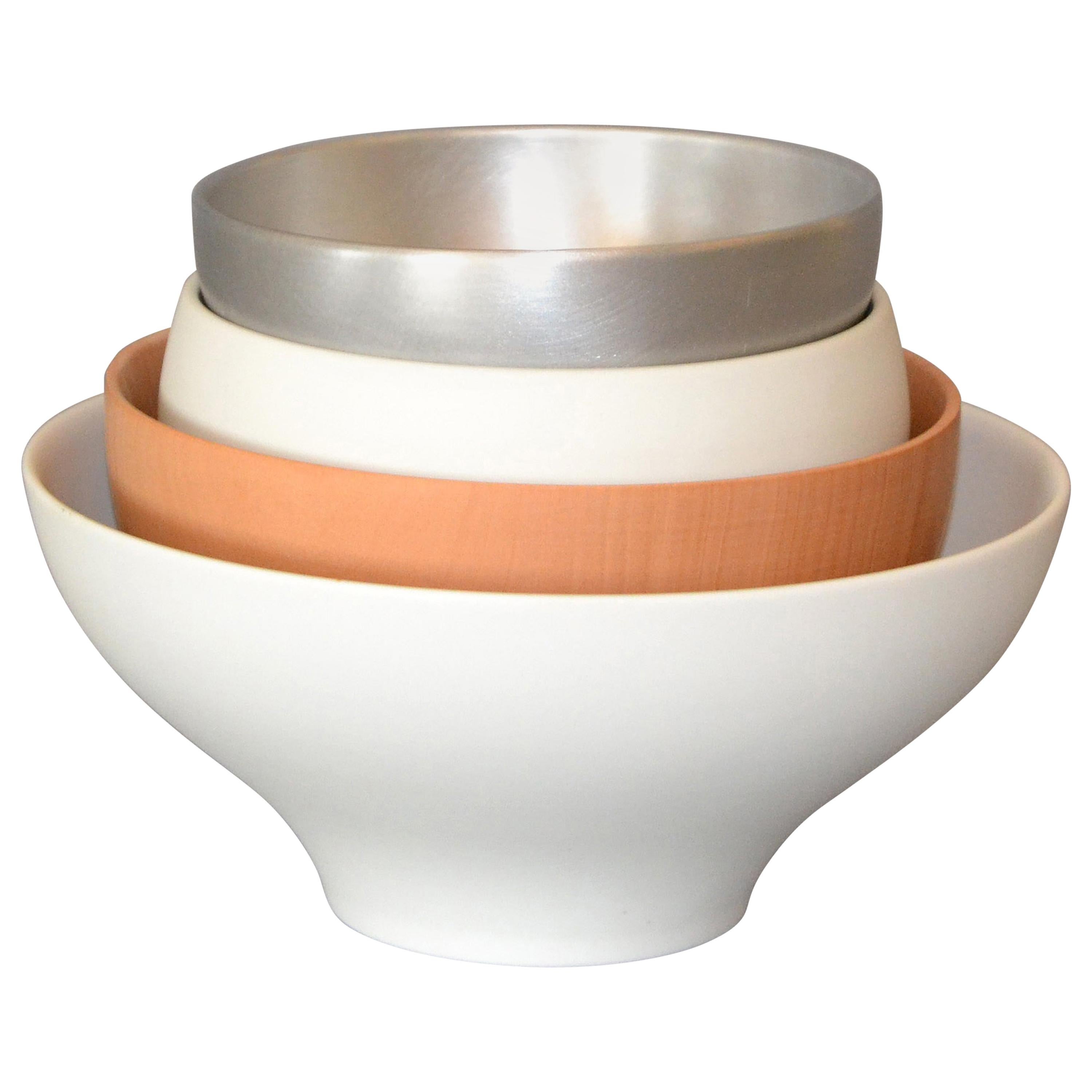 Set of 4 Modern Decorative Bowls White Silver and Brown in Ceramic Wood and Aluminum For Sale at