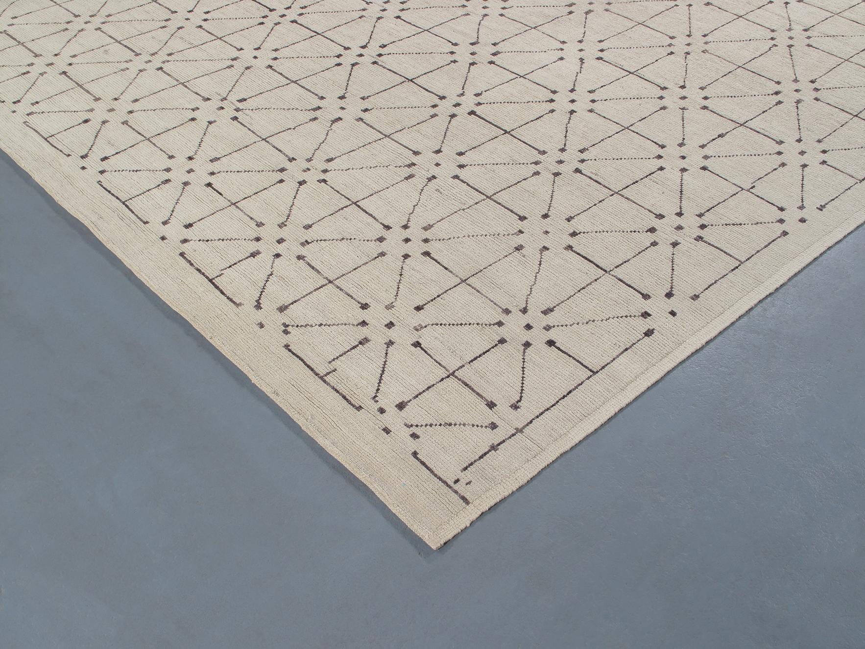 Contemporary Modern Decorative Geometric Transitional Rug For Sale