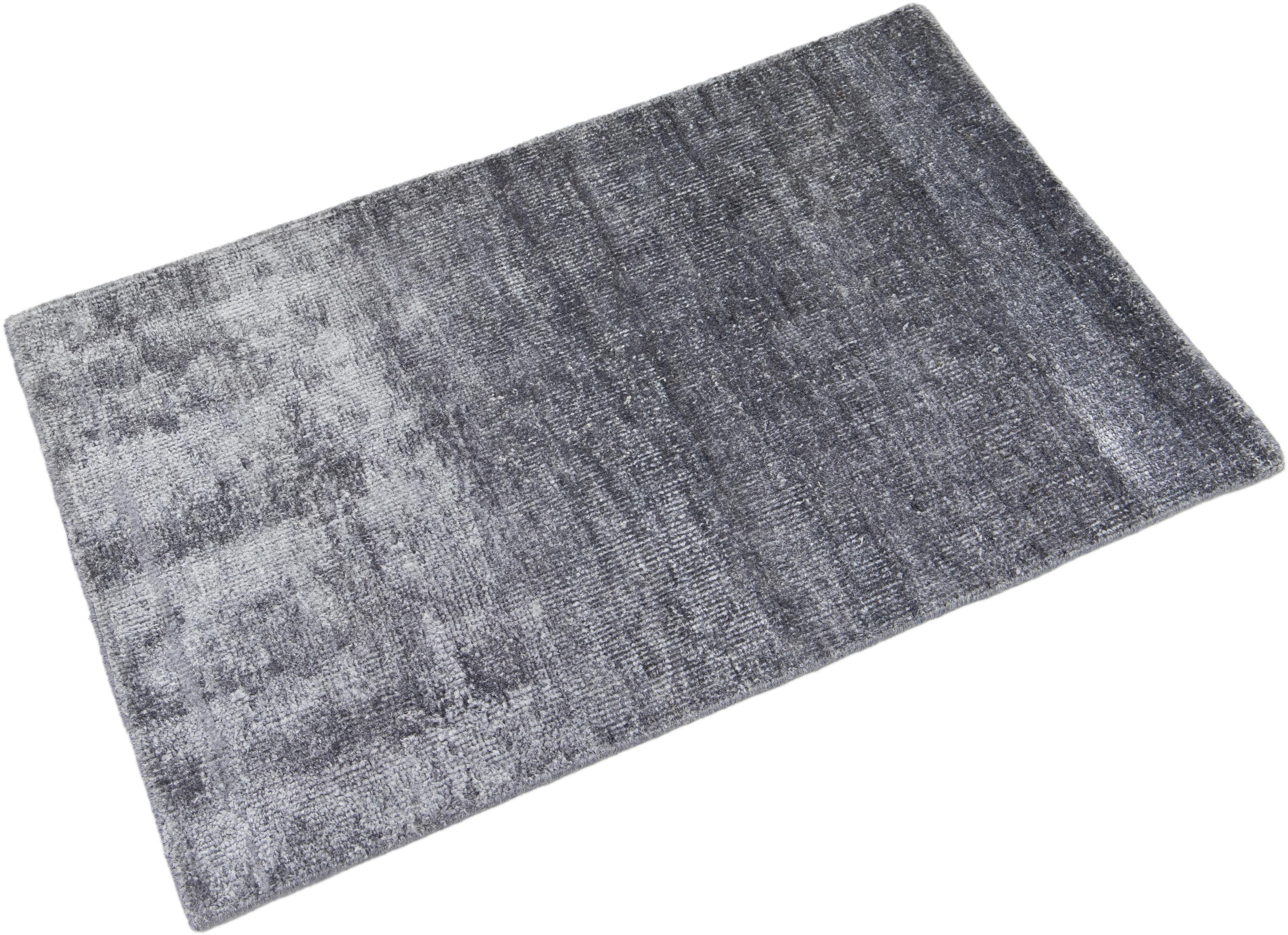 Modern Desert Collection Gray Custom Silk Rug By Apadana In New Condition For Sale In Norwalk, CT