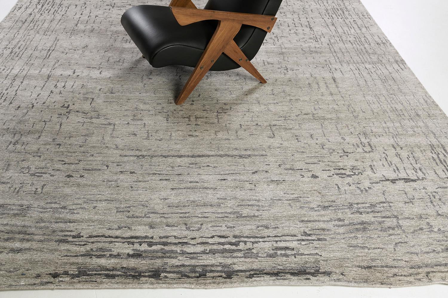 Annodato a mano Tappeto in seta di bambù dal design moderno di Mehraban Rugs in vendita