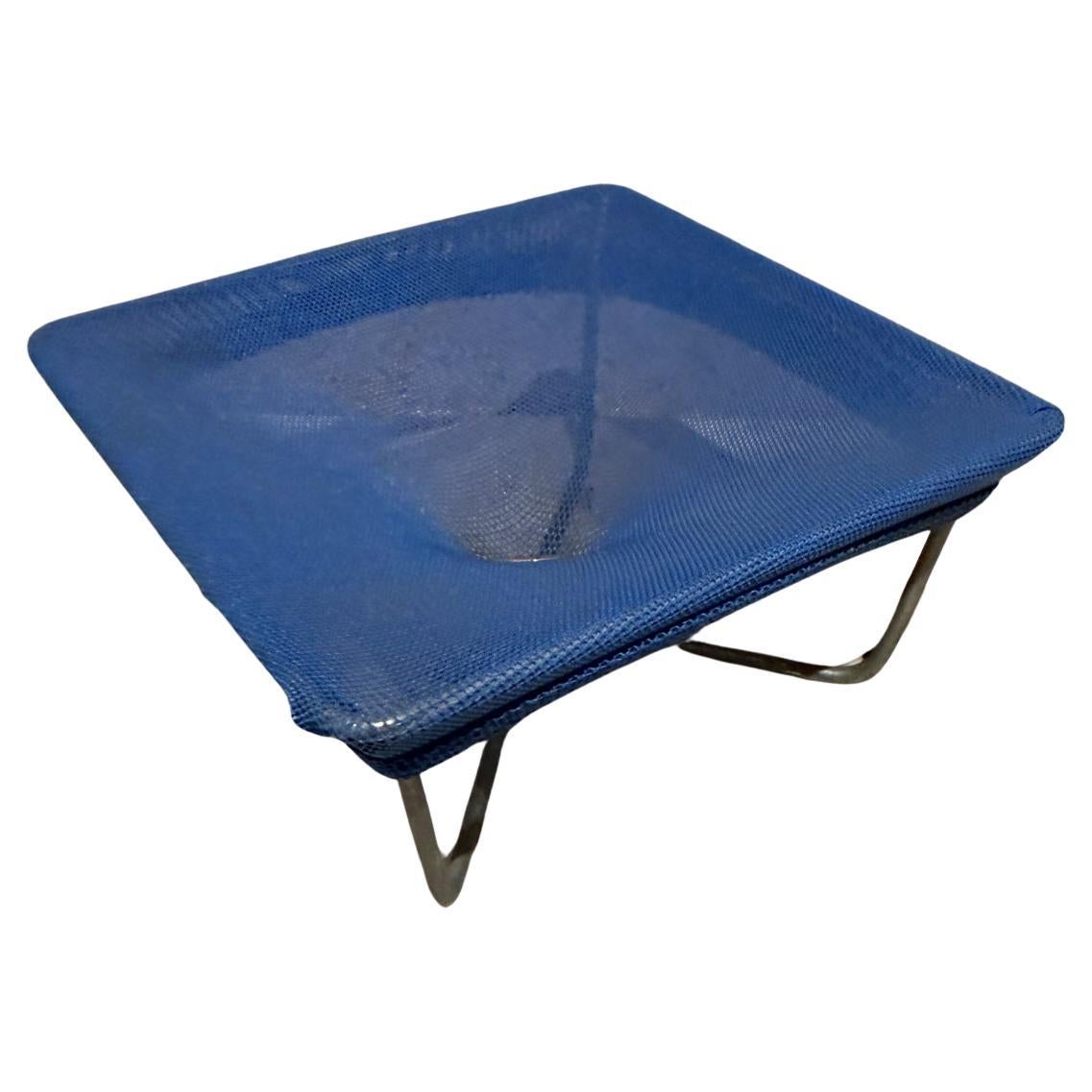 Blue Catch all Tray Modern design
Blue fabric (stretchy) on metal frame
2.25 h x 5 x 5
Original vintage
Refer to images