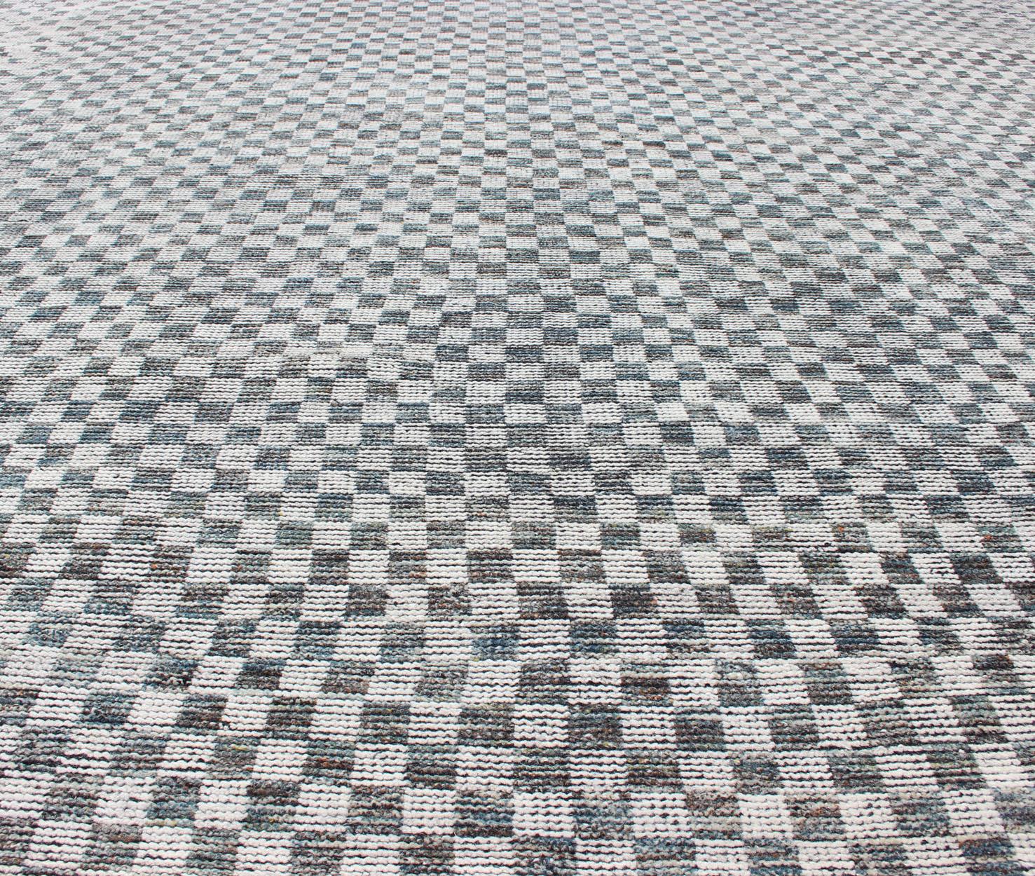 Lana Tappeto Destressed dal design moderno di Keivan Woven Arts in vendita