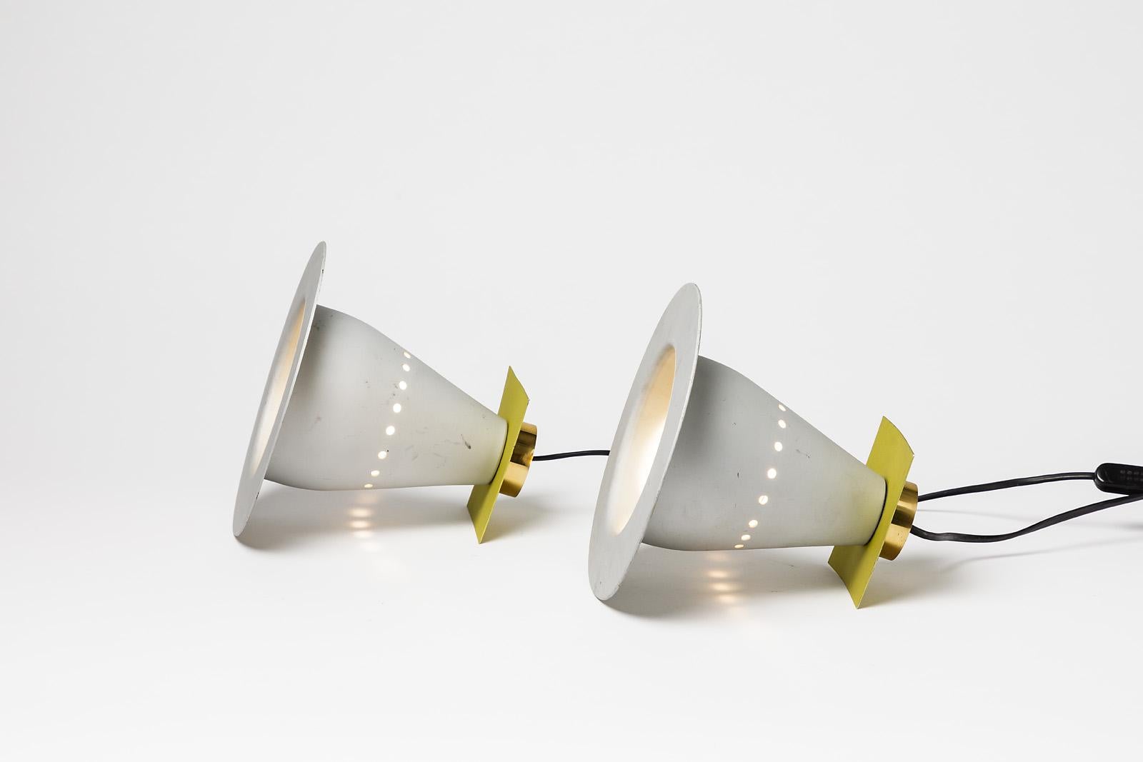 Modern Design Pair of Table Lamp by Vincent Beaurin Artist 1993 Grey and Yellow In Good Condition In Neuilly-en- sancerre, FR