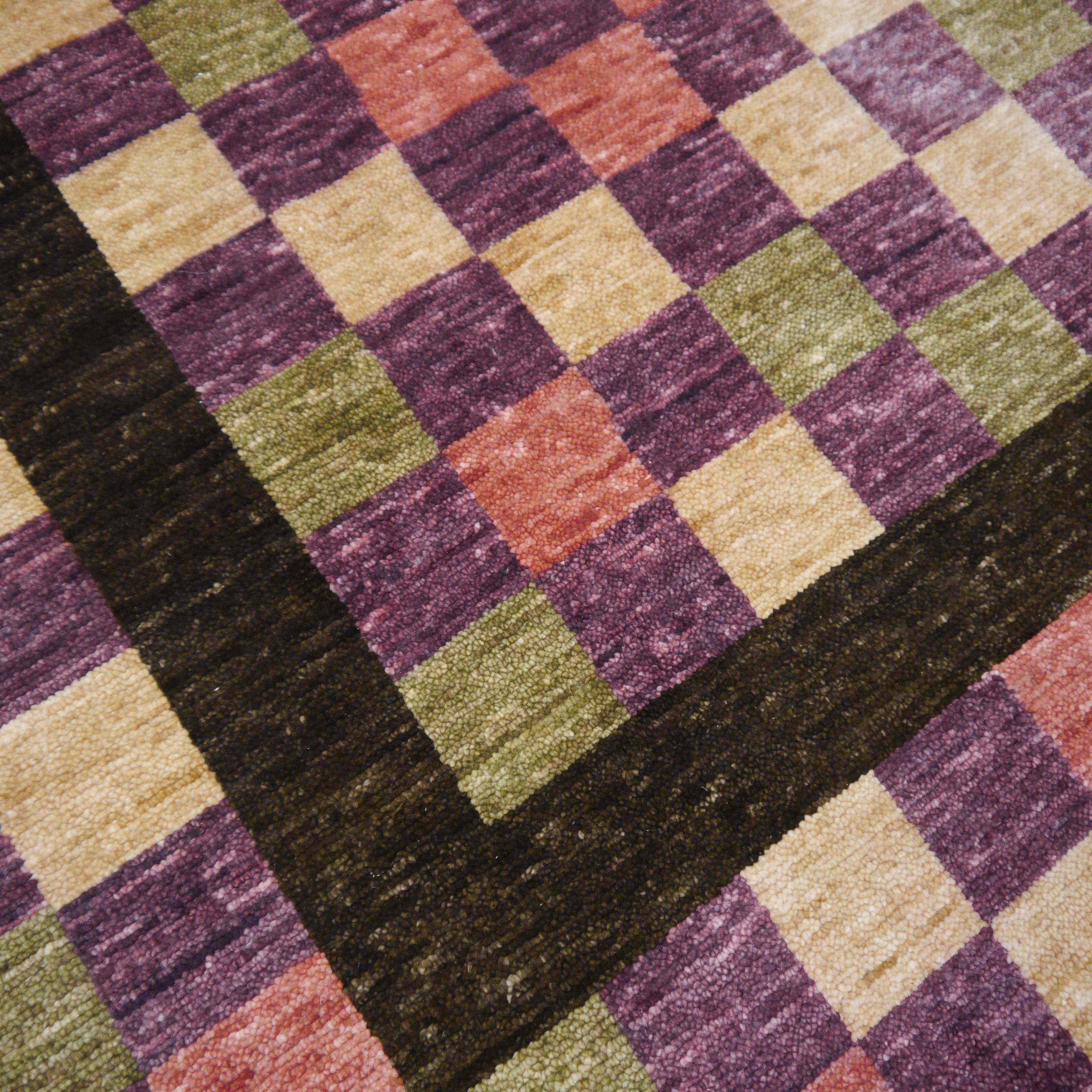 Modern Cubist Style Rug hand knotted wool carpet cirva 9 x 9 ft Coral Lilac  In Excellent Condition For Sale In Lohr, Bavaria, DE