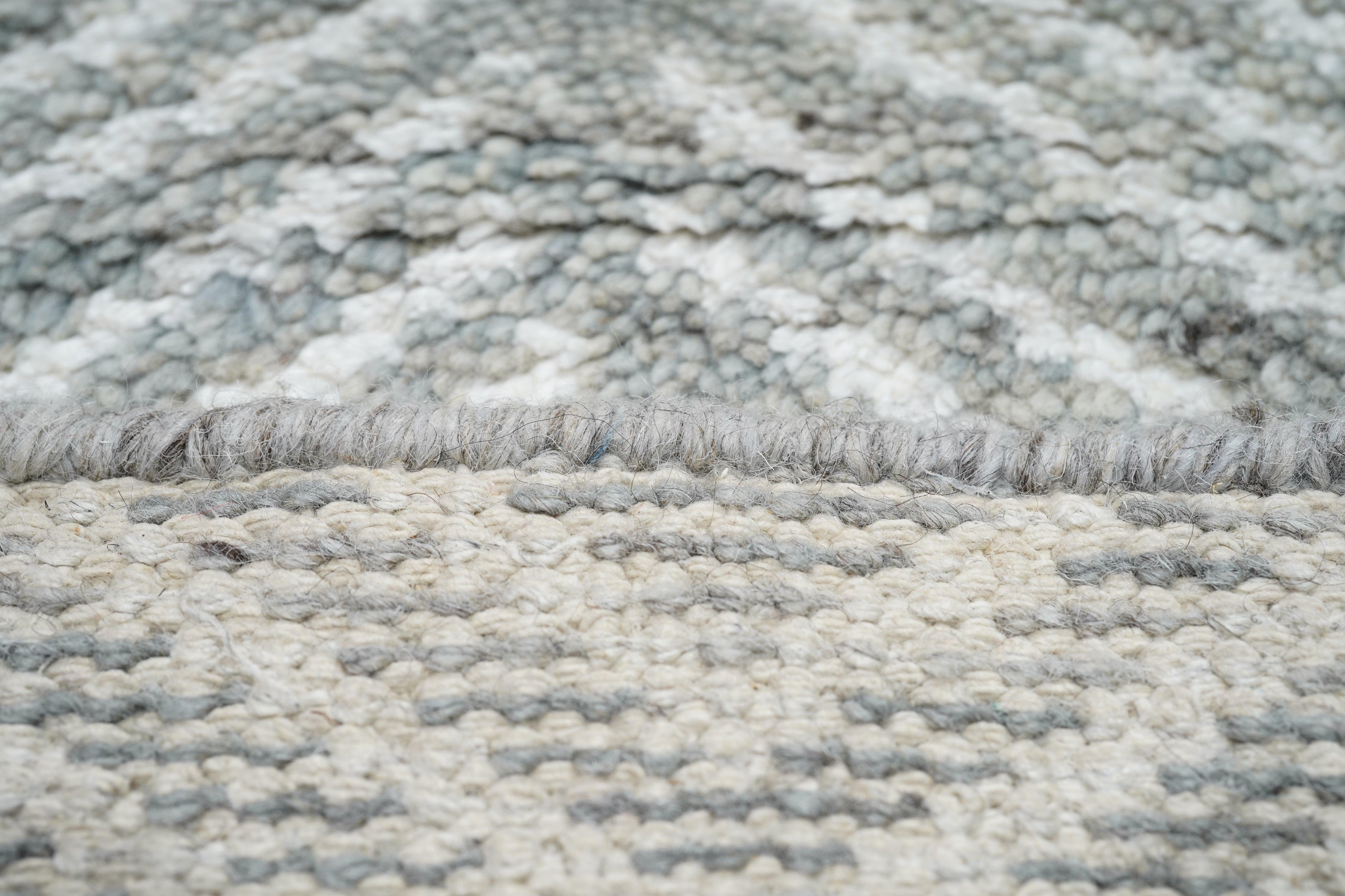 Lana Runner dal design moderno 2'6'' x 7'7'' in vendita