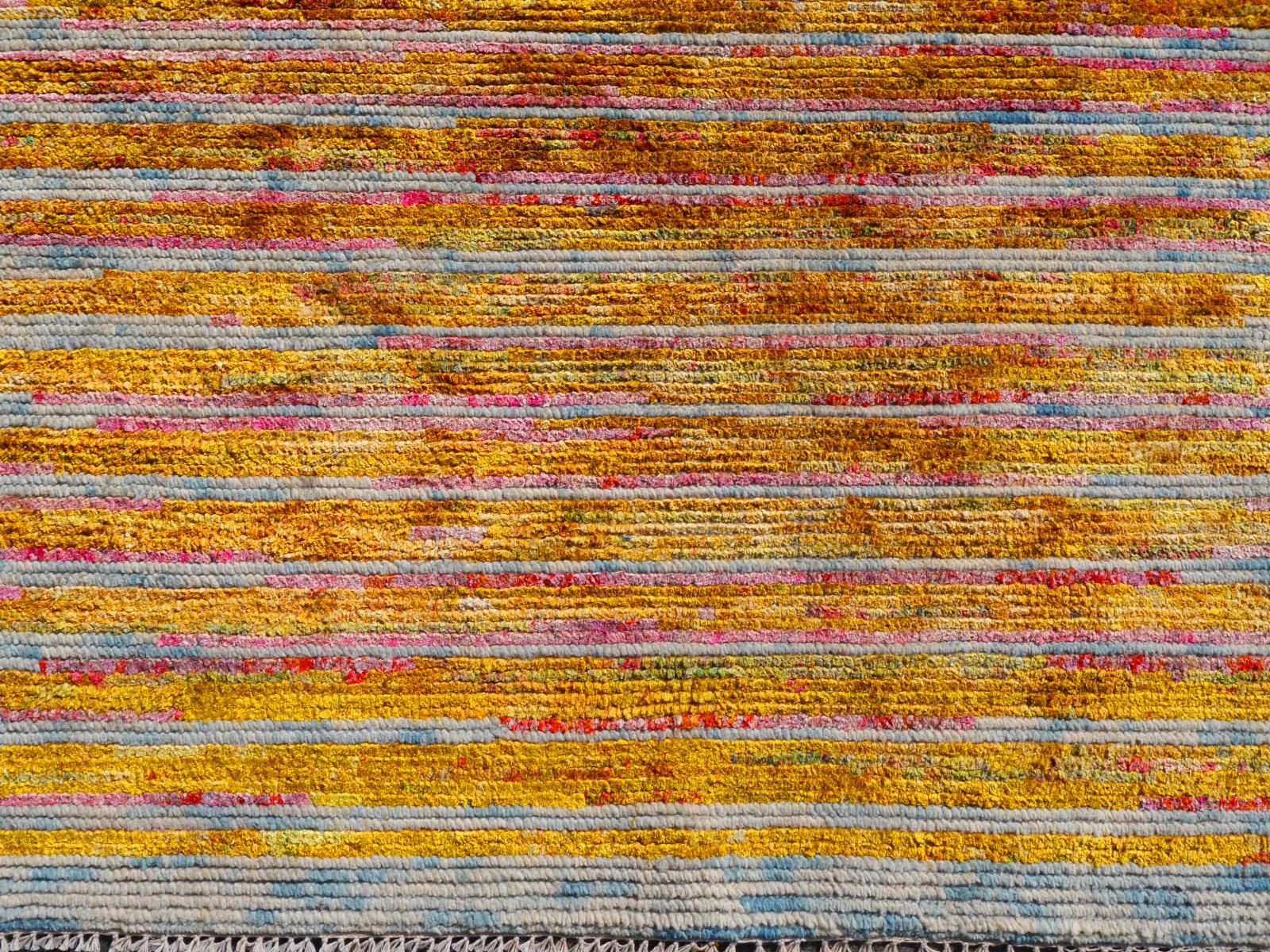 Indian Modern Design Silk Tiger Rug Contemporary Fine Art Hand Knotted Room Size Carpet