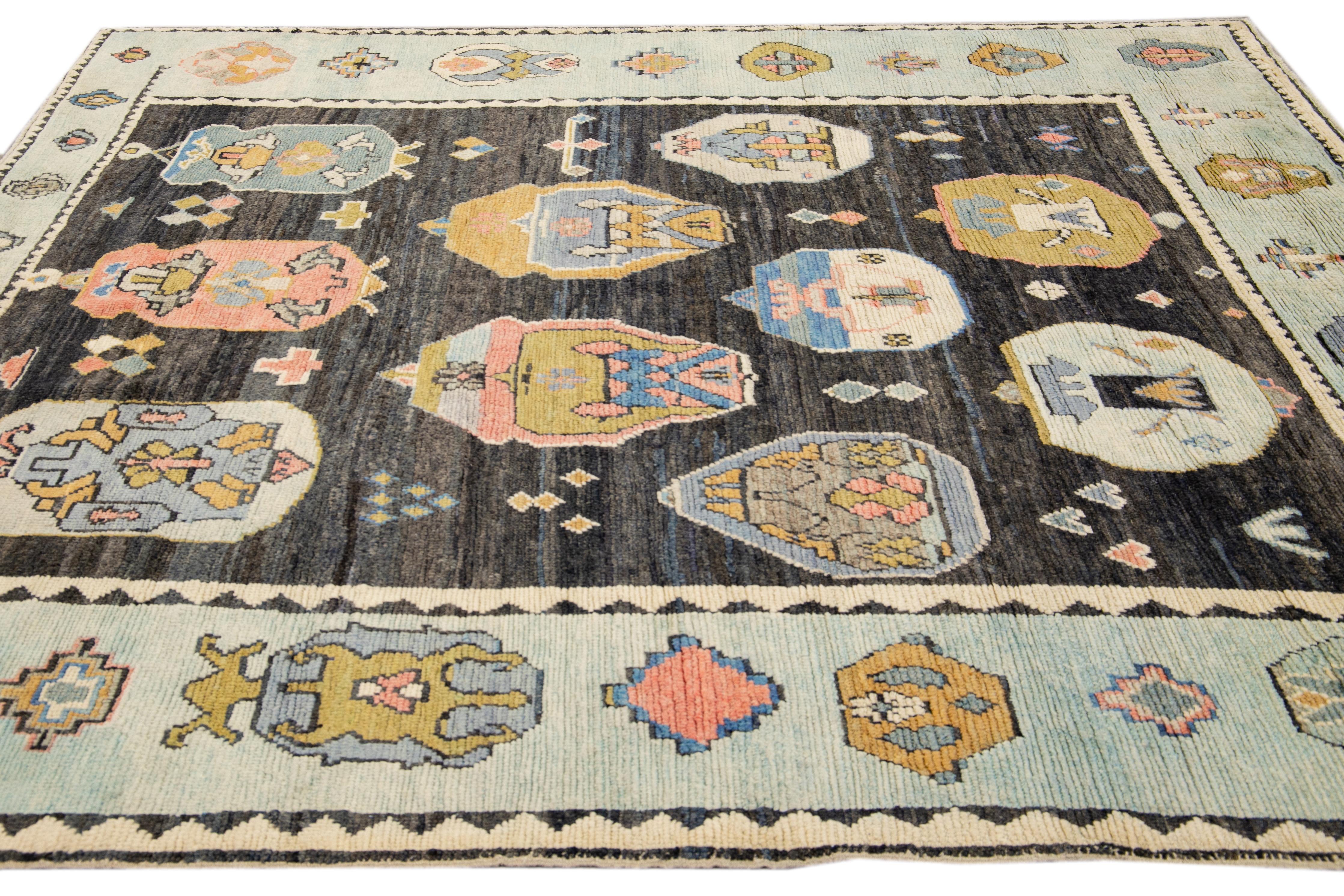 Modern Designed Gray Oushak Handmade Multicolor Pattern Wool Rug In New Condition For Sale In Norwalk, CT