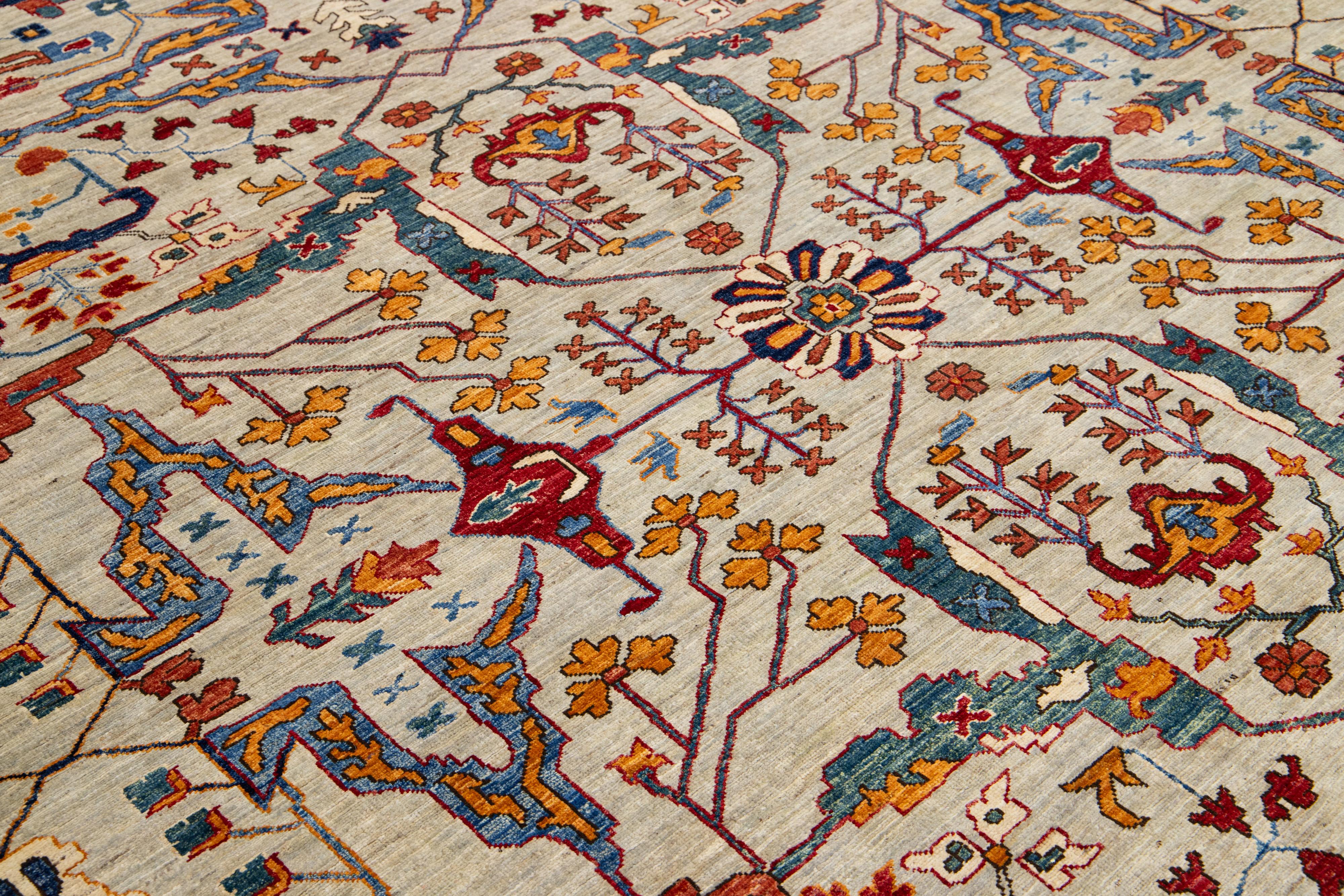 Alfombra de lana de diseño moderno estilo serapi en beige y azul Lana en venta