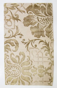 Modern Designed Wool & Silk Rug In Velvety Golden Baroque Design